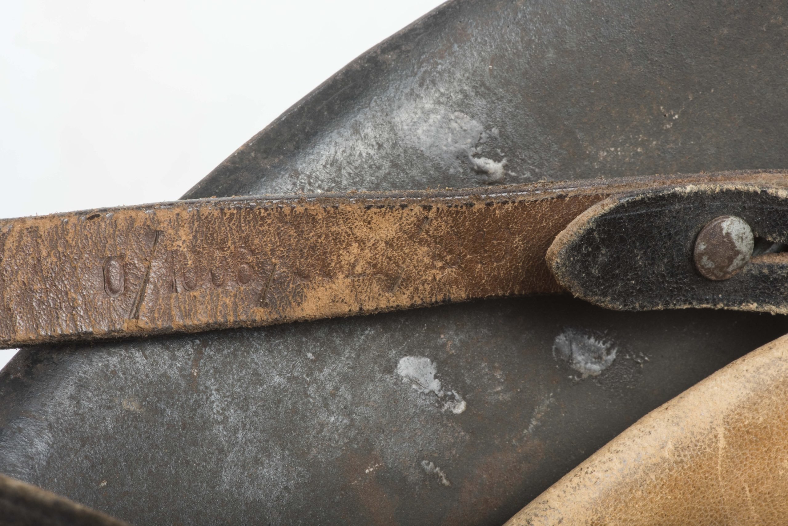 EF64 M42 Single decal Heer helmet — image 15