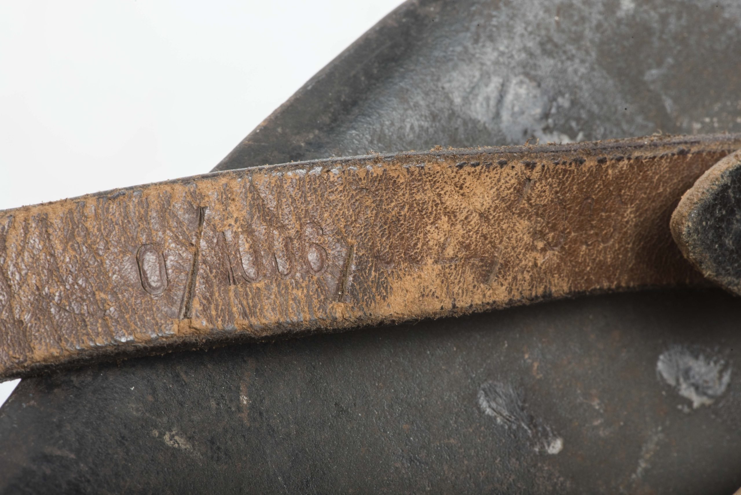 EF64 M42 Single decal Heer helmet — image 16