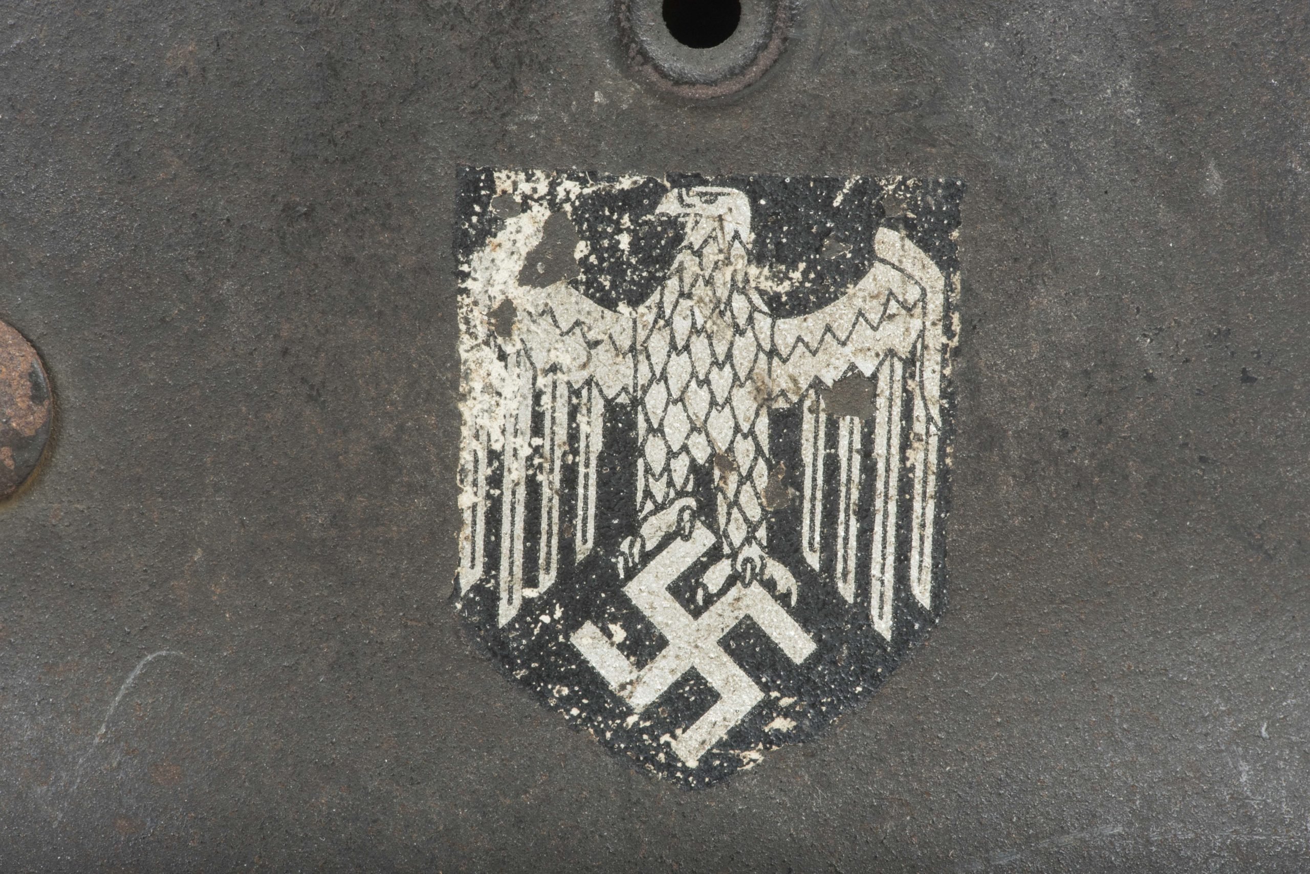 EF64 M42 Single decal Heer helmet — image 2