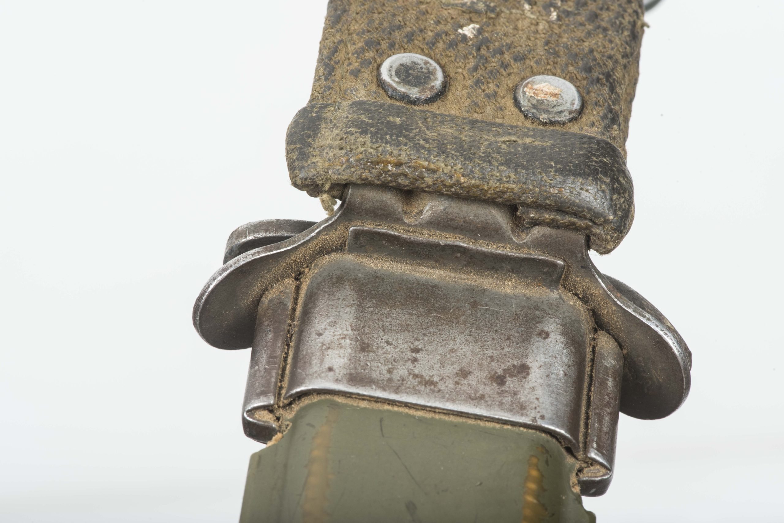 US M3 fighting knife guard marked Imperial — image 14