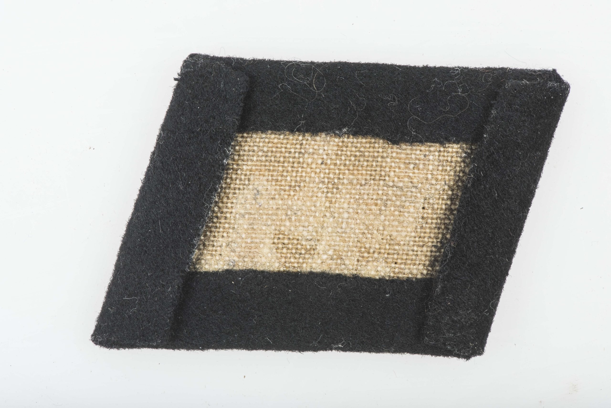 Matching Waffen-SS NCO collar tabs for a SS-Oberscharführer — image 4