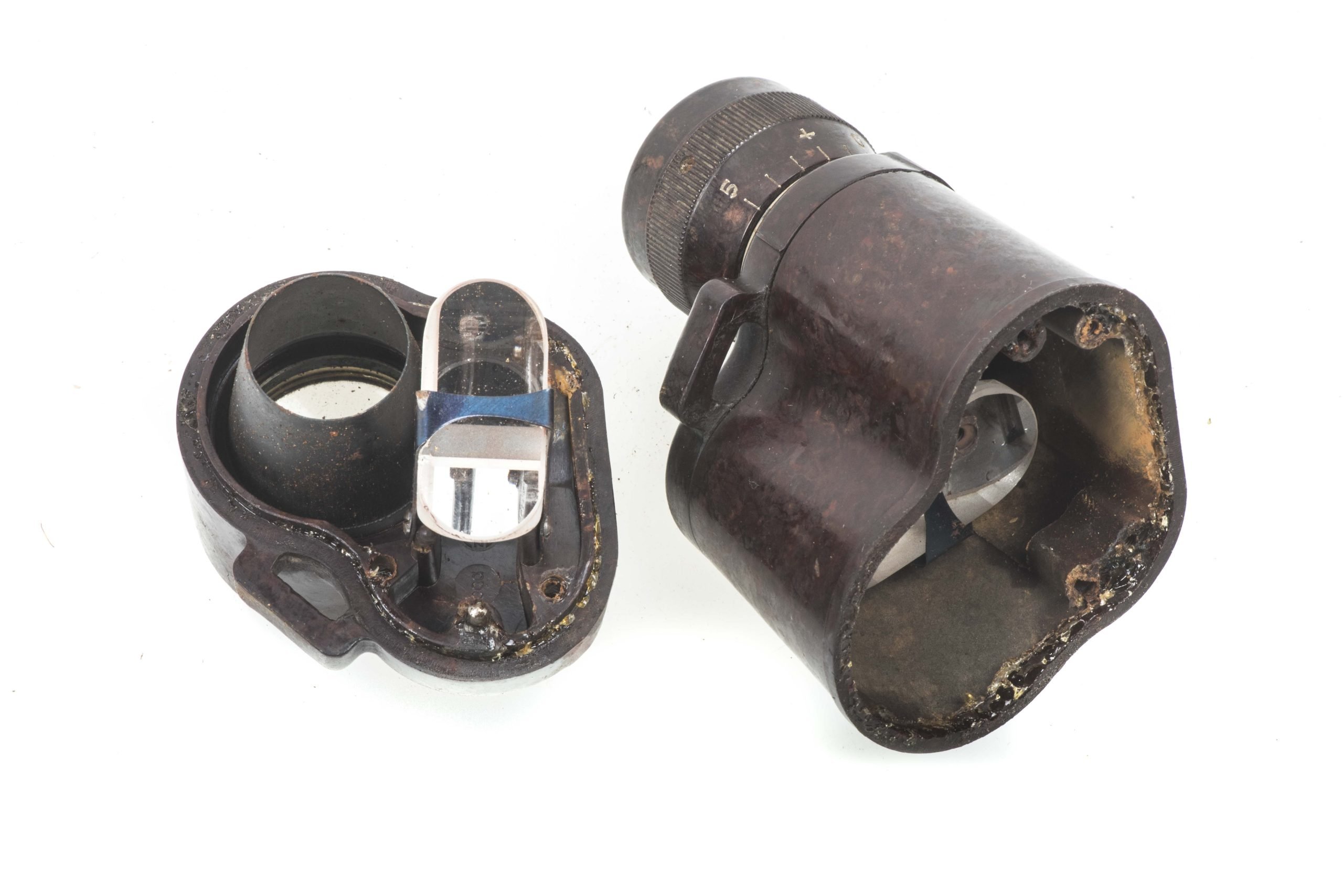 Rare partial Bakelite 6X30 Dienstglas marked CXN — image 11