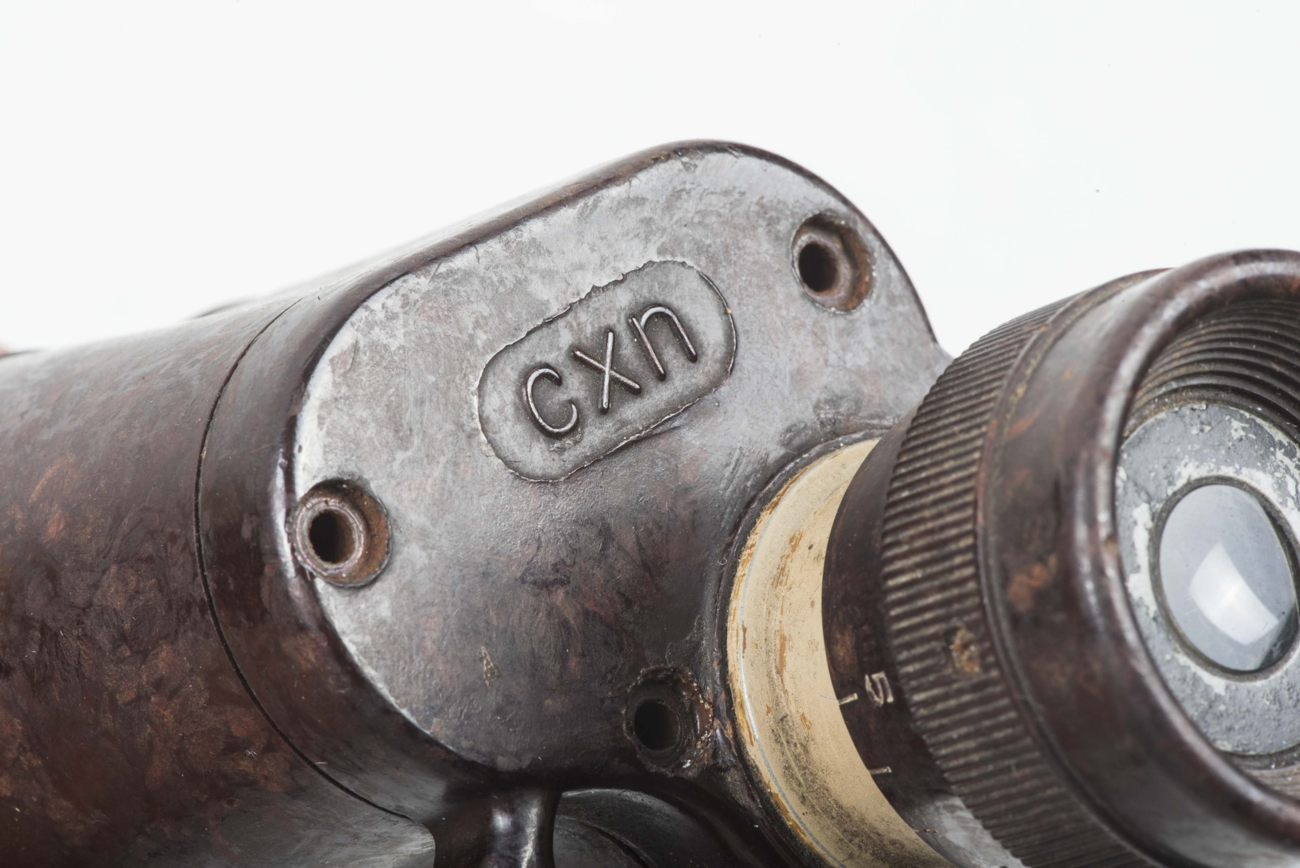 Rare partial Bakelite 6X30 Dienstglas marked CXN — image 4