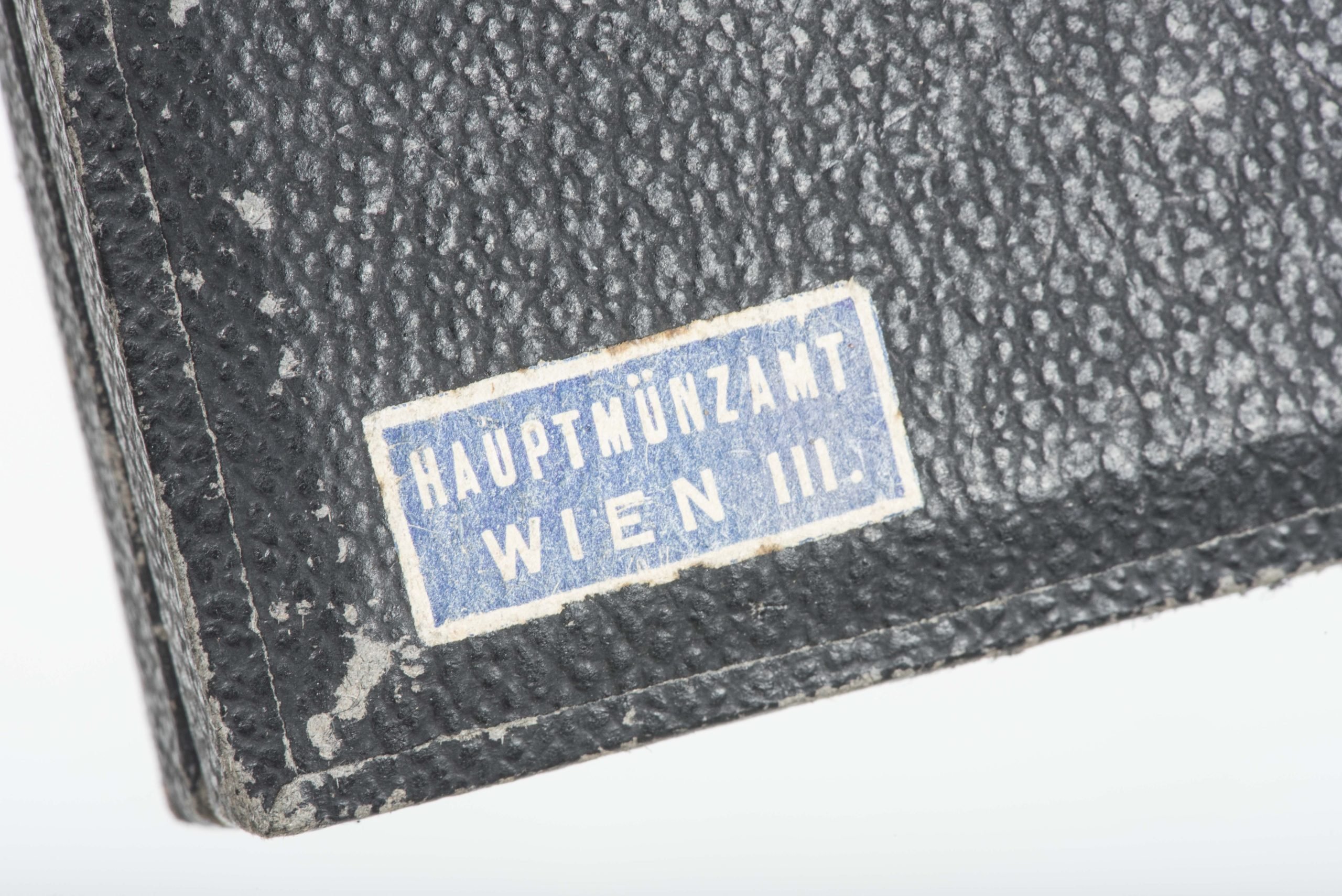 Gold wound badge marked 4 with case marked Hauptmünzamt Wien — image 9
