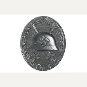 Black wound badge marked L/13