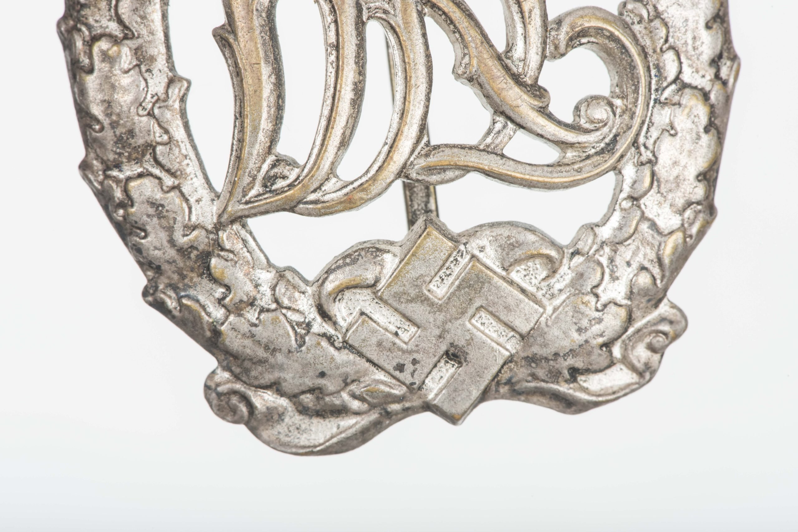 DRL sport badge in silver marked Wernstein, Jena — image 3