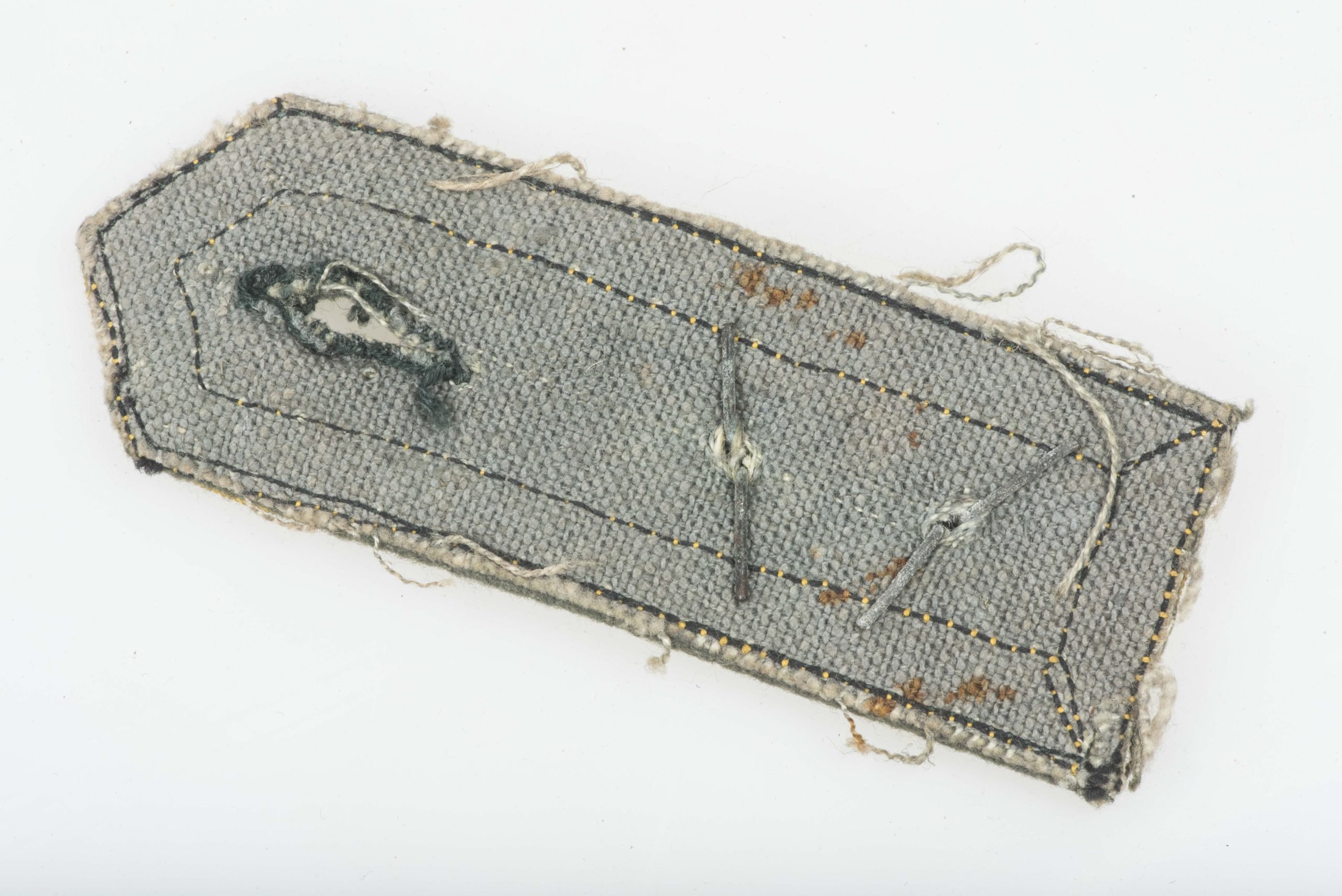 Single Kriegsmarine NCO shoulderstrap for a Oberfeldwebel der Küstenartillerie — image 2