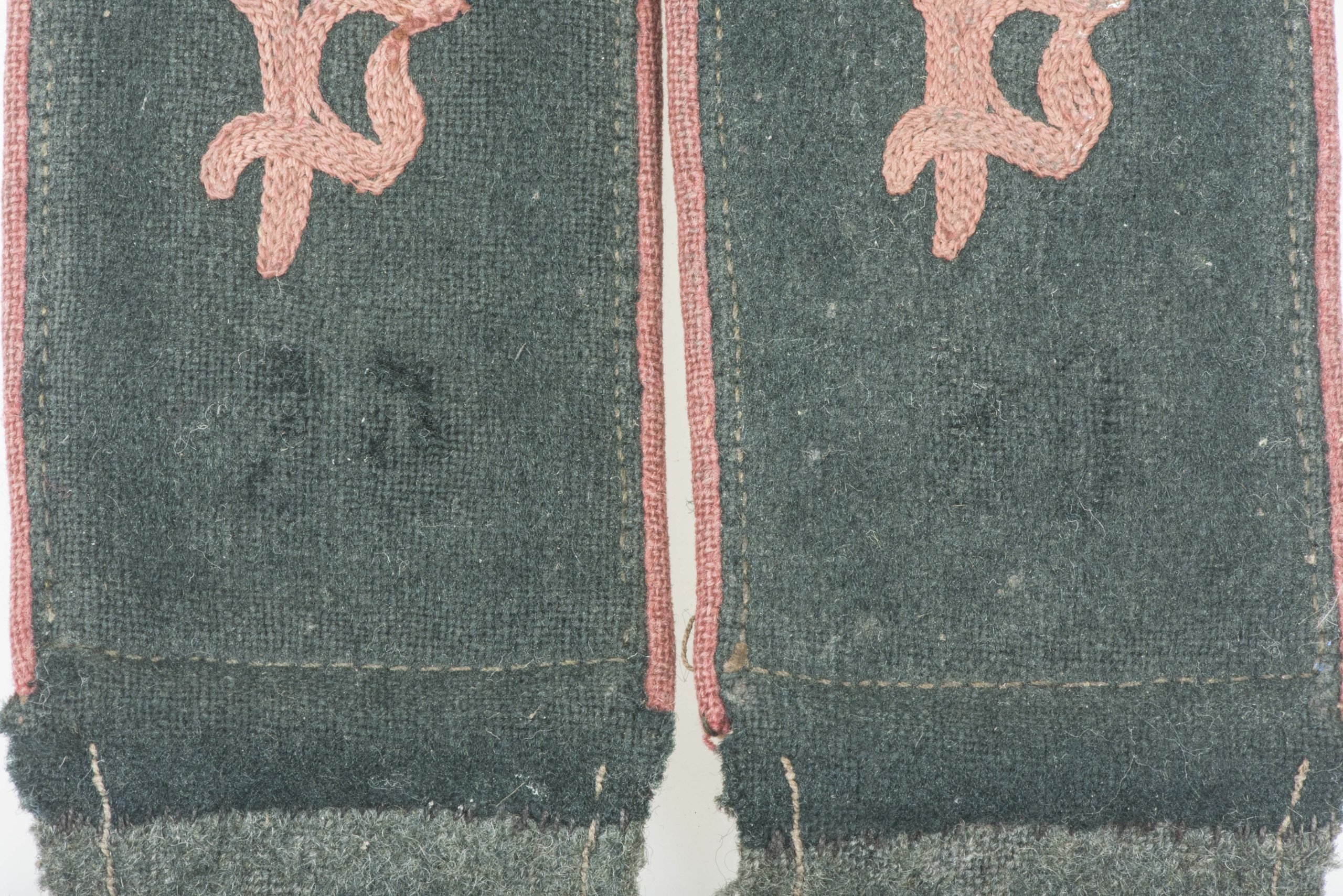 Rare M36 EM shoulderstraps for Panzerjäger — image 5