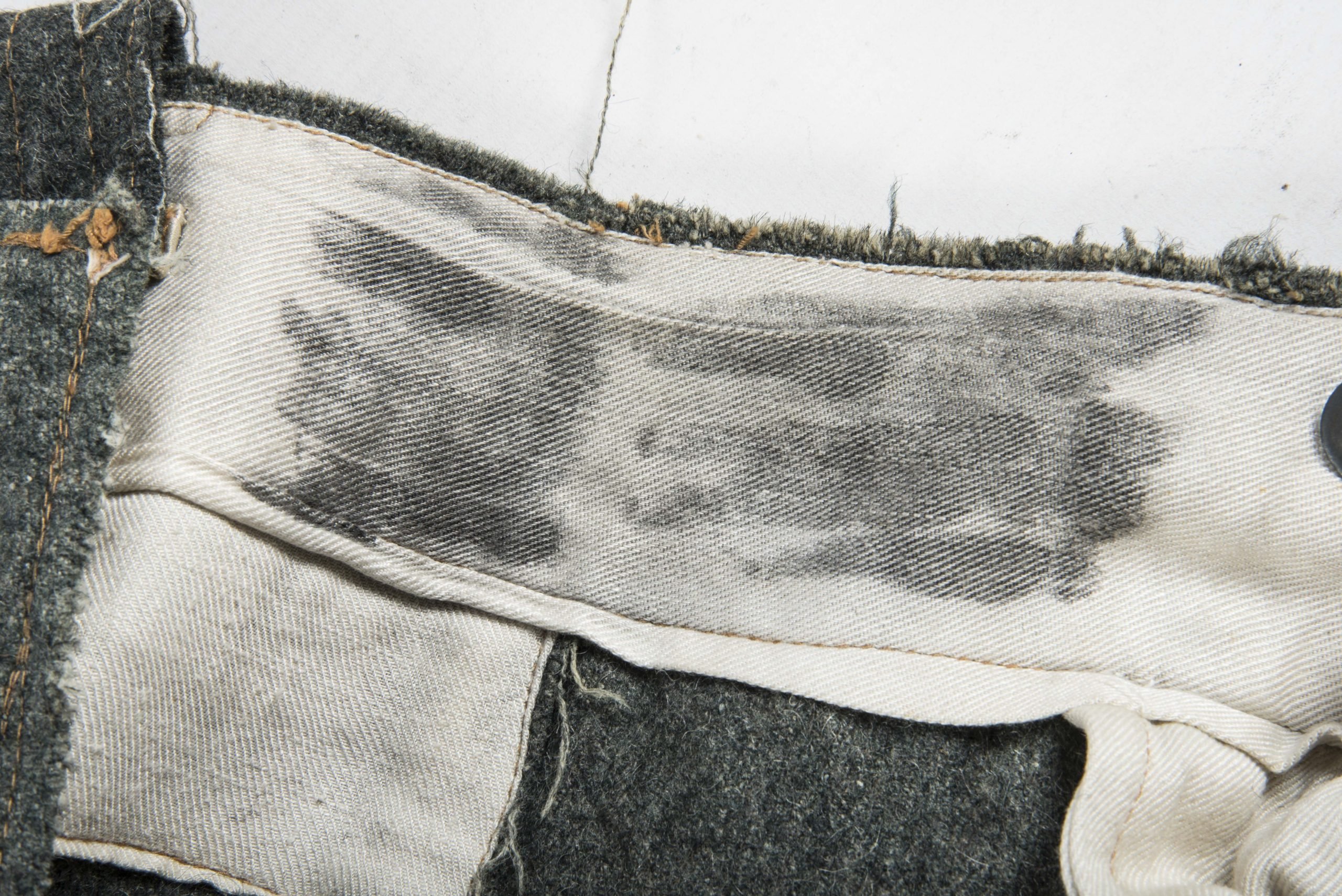 Rare Waffen-SS issue EM/NCO M43 riding breeches — image 11