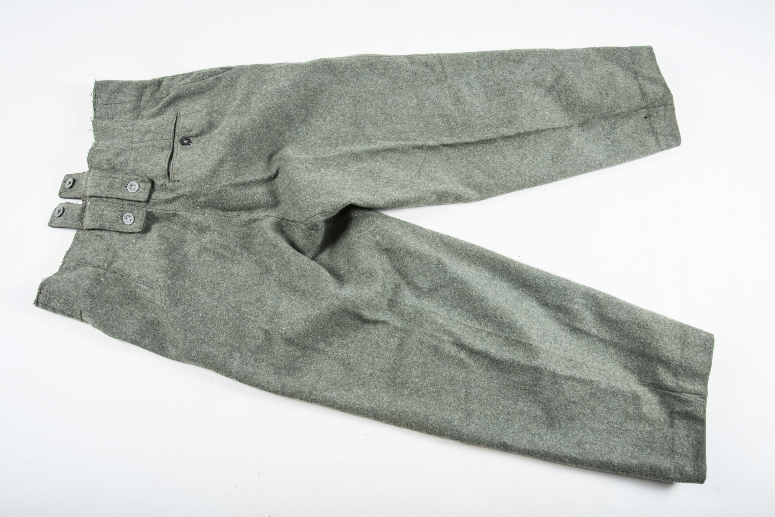 Late war modified Waffen-SS M43 trousers or keilhosen — image 10