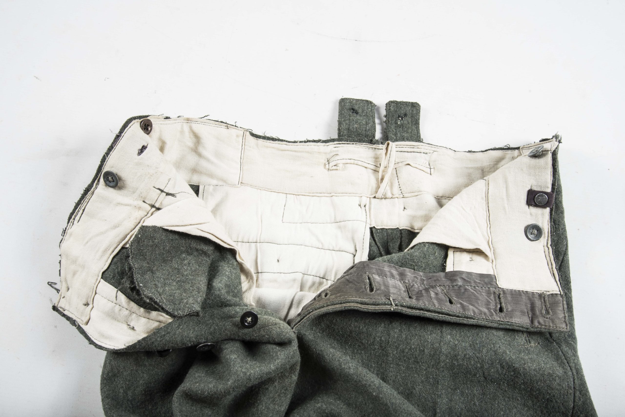 Late war modified Waffen-SS M43 trousers or keilhosen — image 2