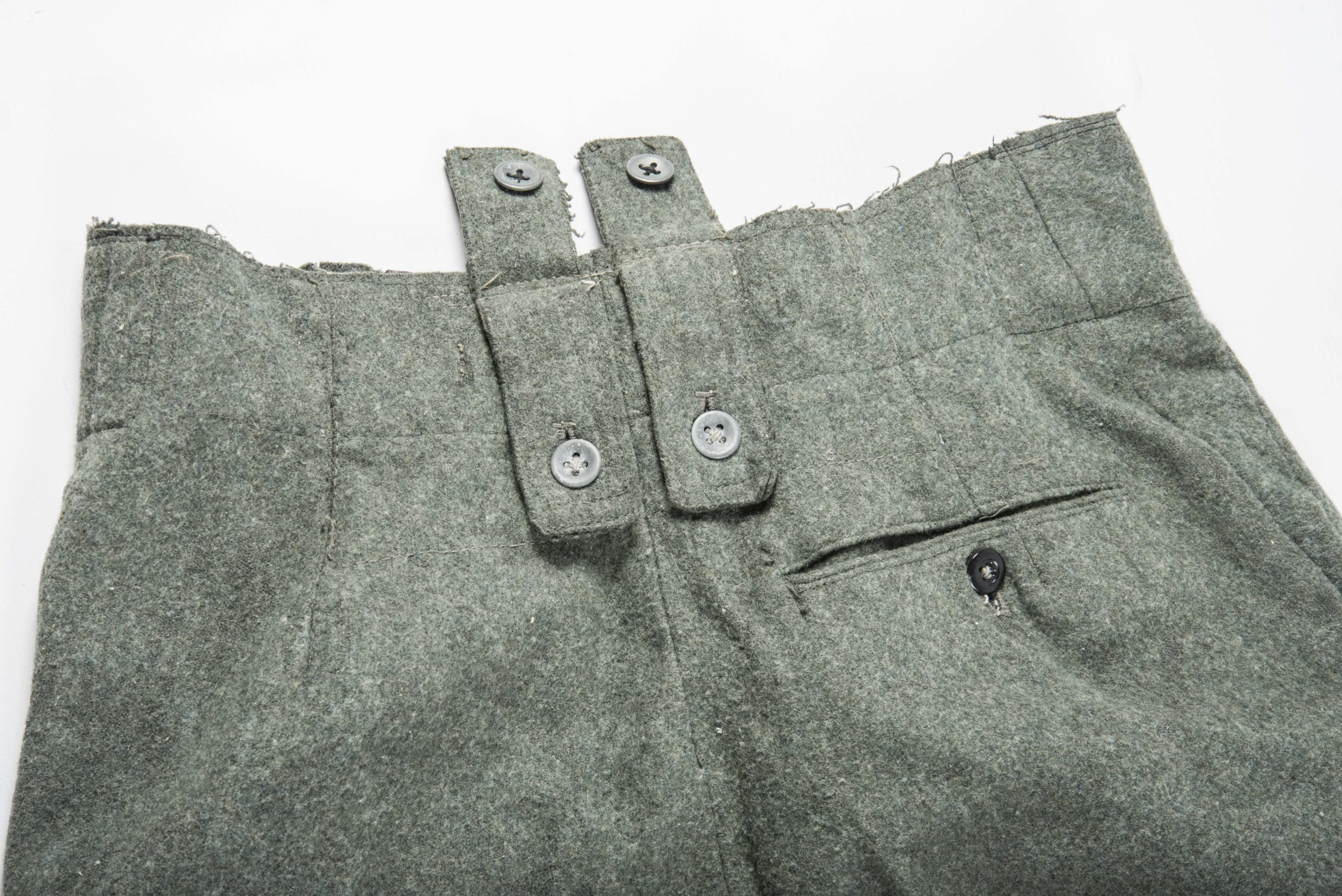Late war modified Waffen-SS M43 trousers or keilhosen — image 9