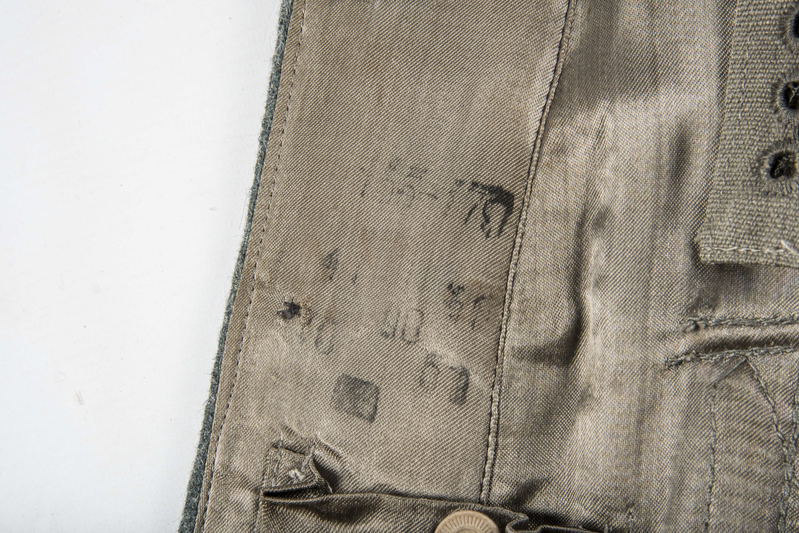Unissued Heer M43 EM field blouse — image 17