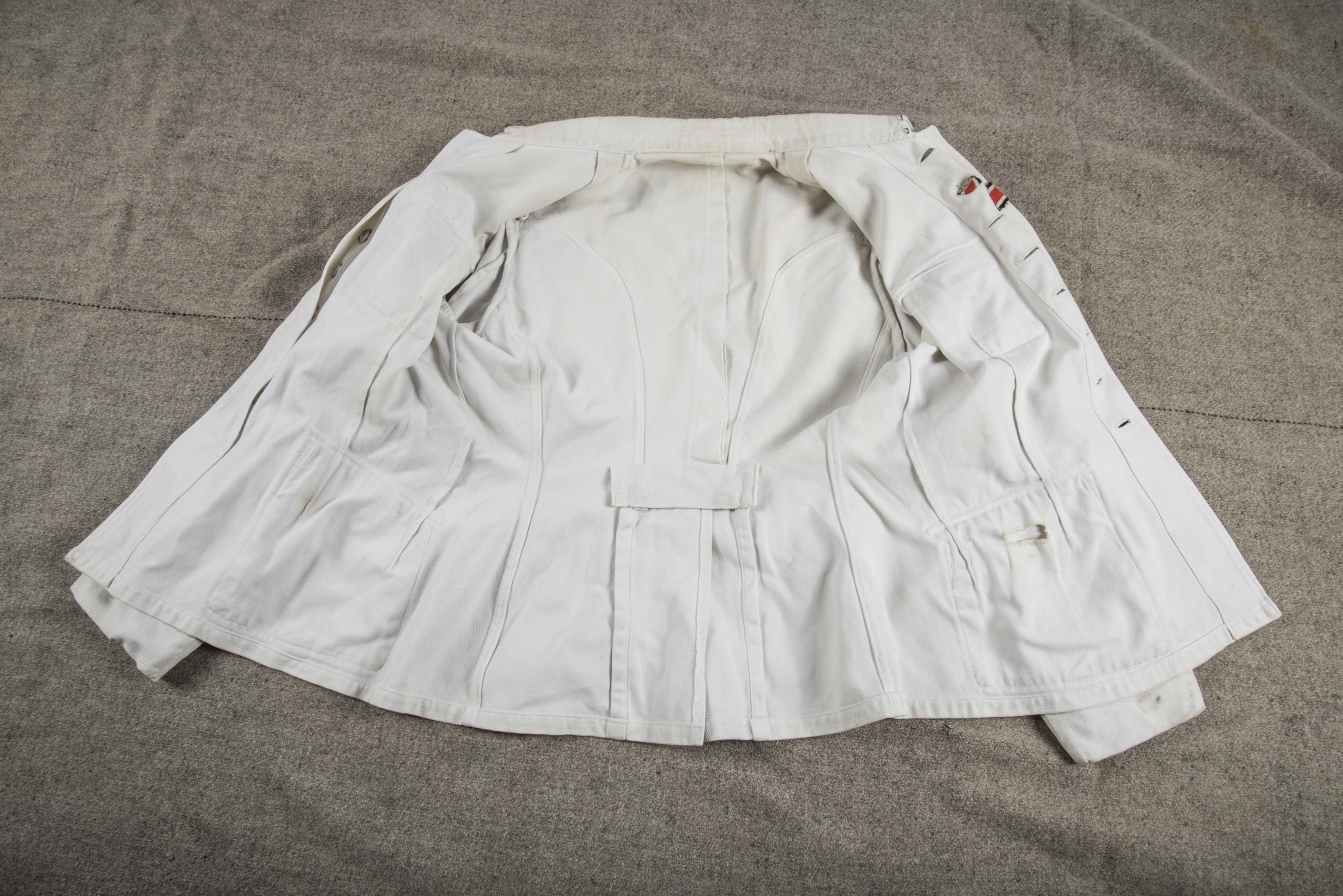 White dress blouse for a Oberleutnant in Kroatisches Infanterie regiment 369 — image 2