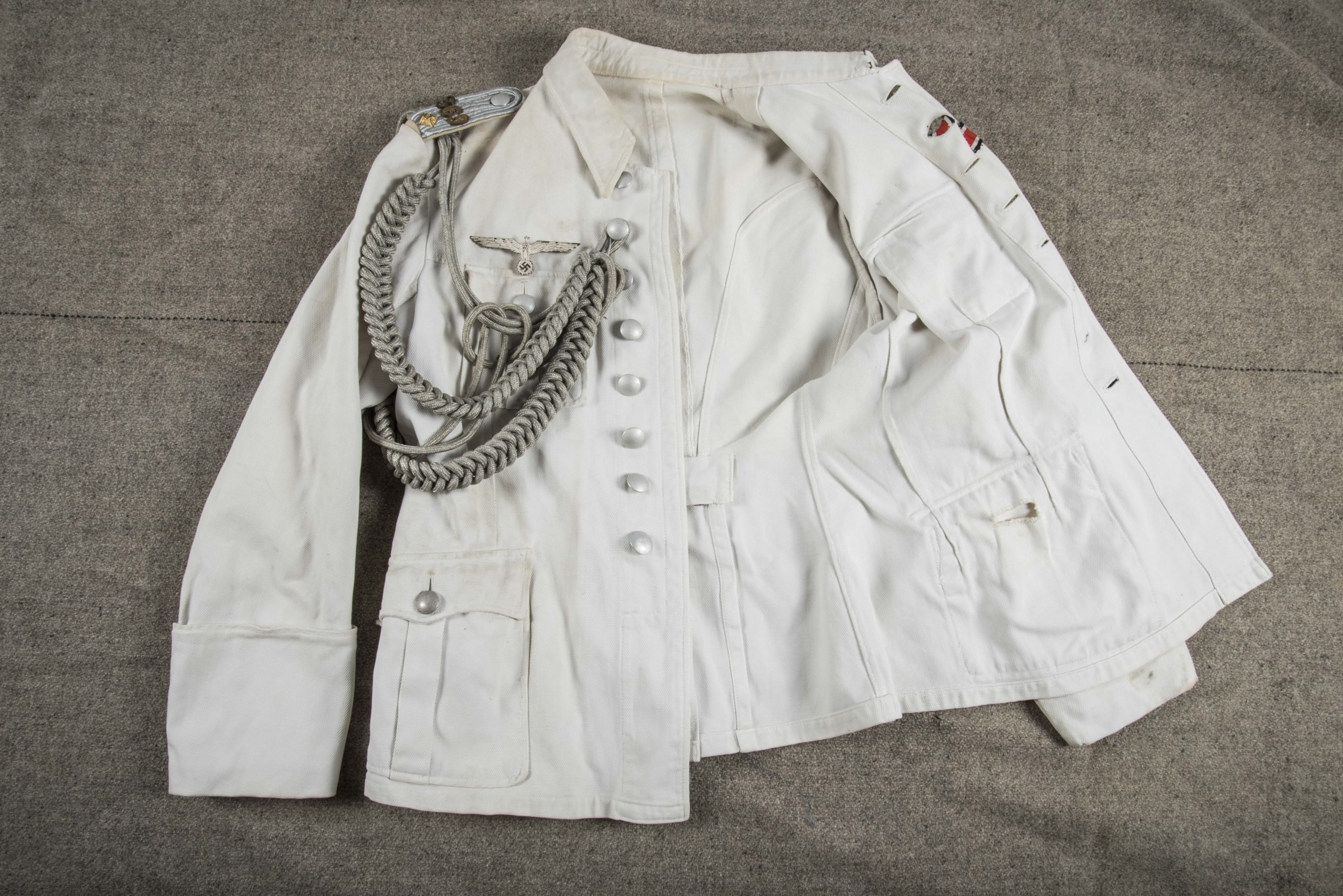 White dress blouse for a Oberleutnant in Kroatisches Infanterie regiment 369 — image 5