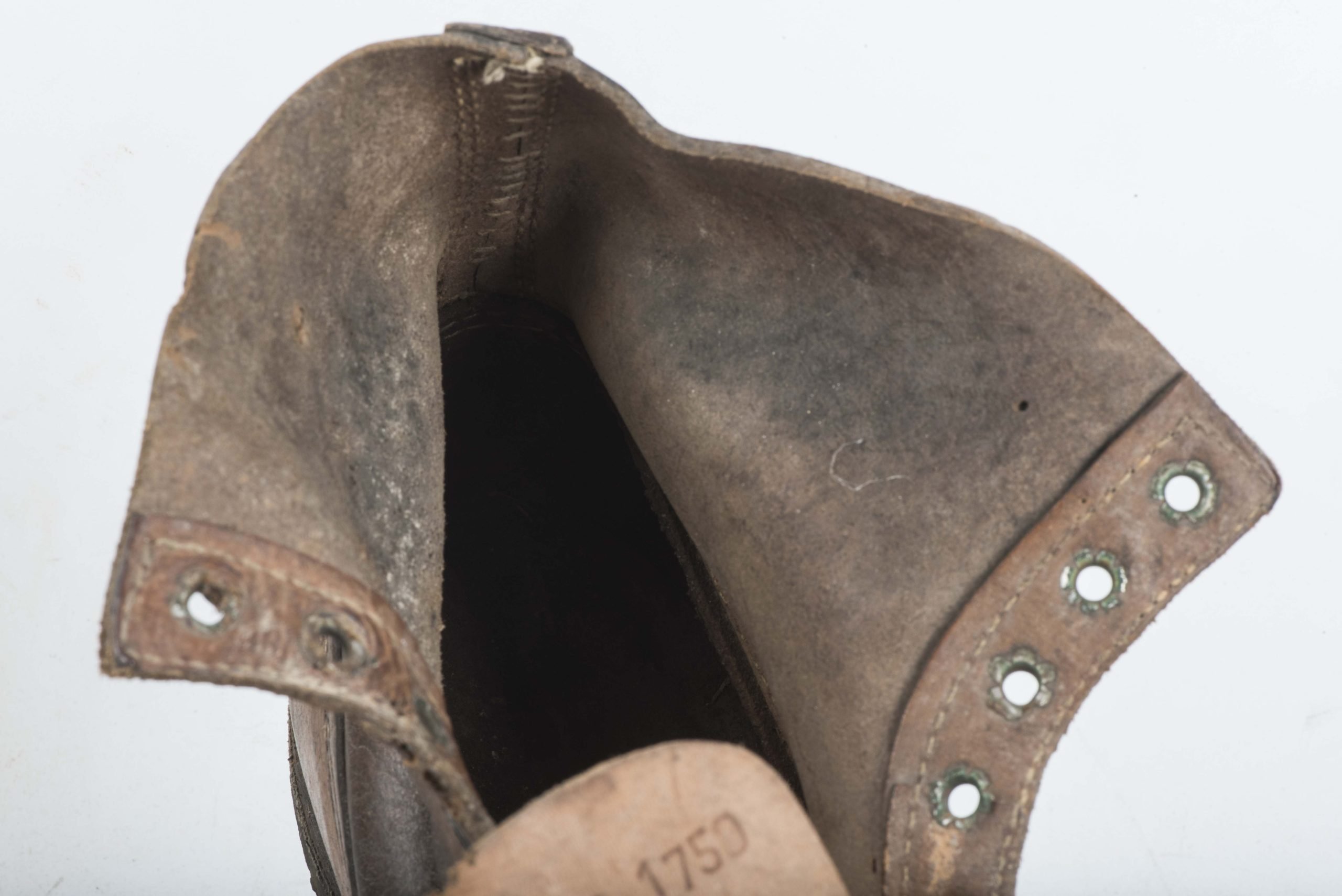 Rare Luftwaffe rubber soled Pilot and Mechanic service shoes — image 14
