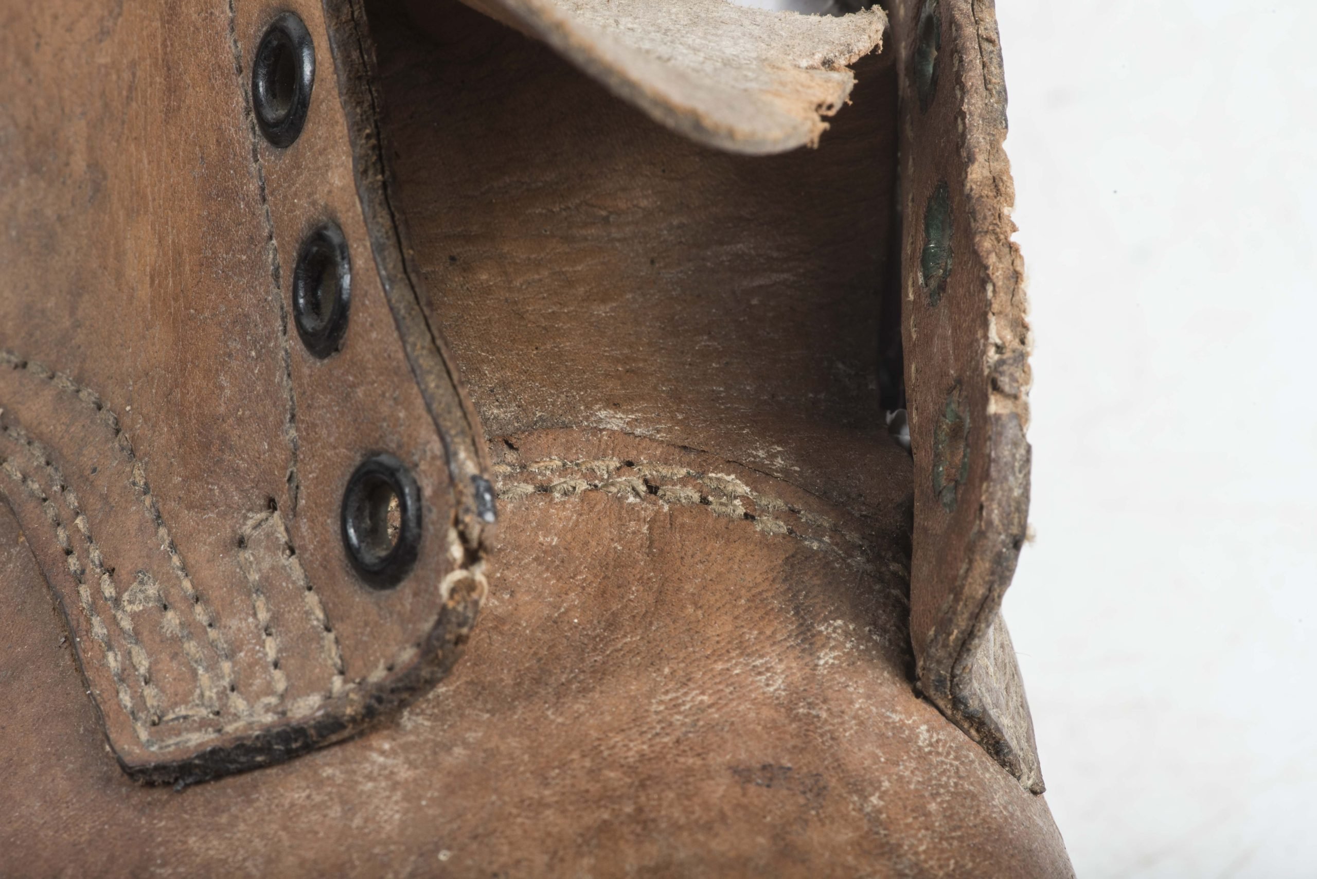 Rare Luftwaffe rubber soled Pilot and Mechanic service shoes — image 19