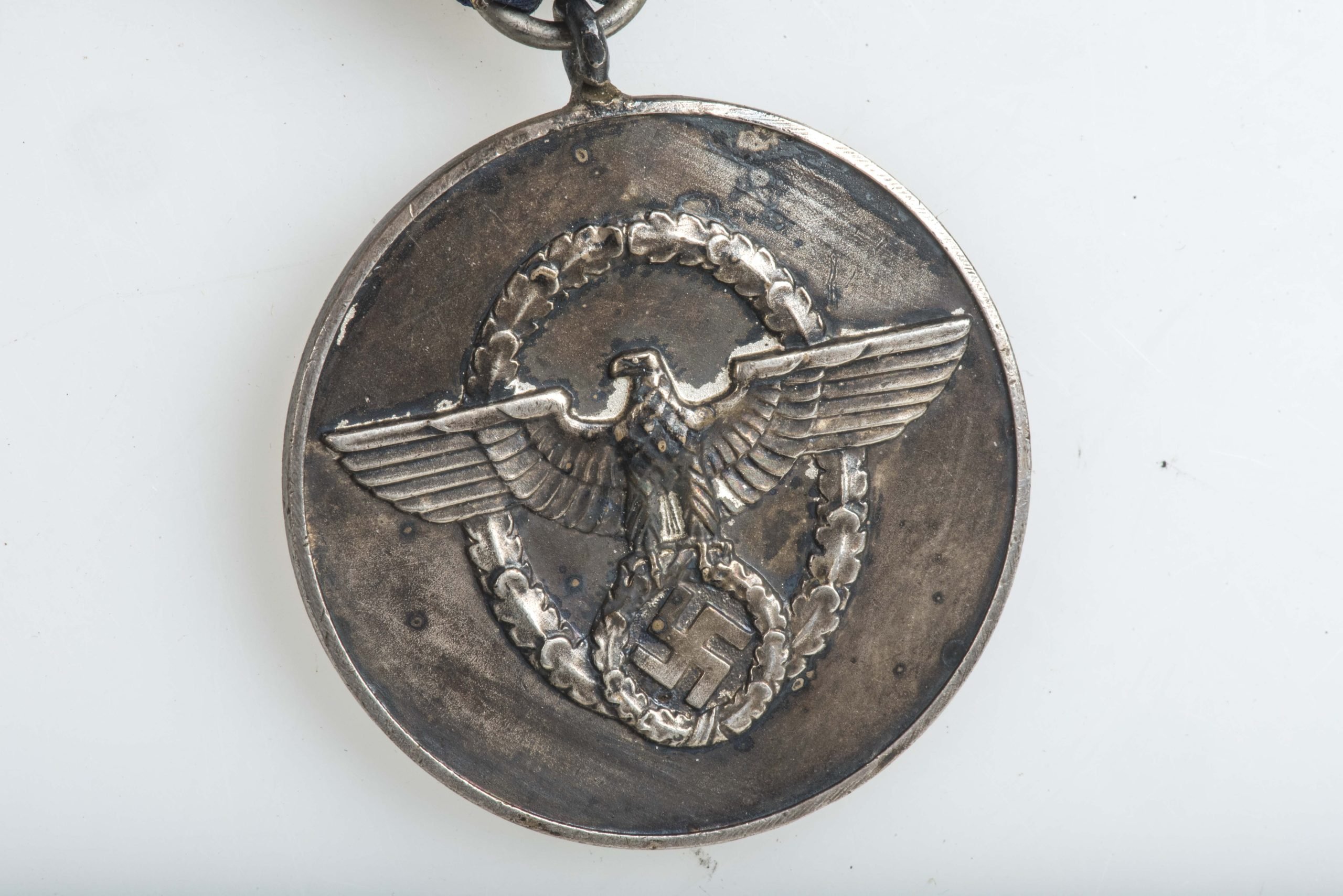 8 years loyal police service medal or Polizei Dienstauszeichnung — image 2