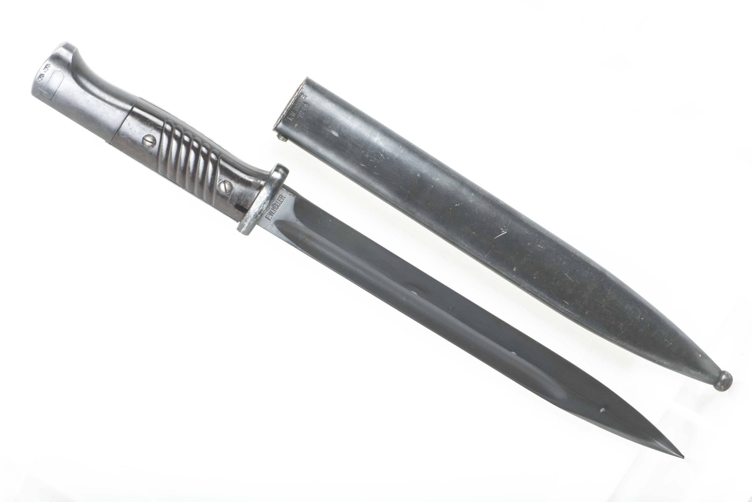 Matching K98 bayonet marked F.W. Höller 39 — image 2