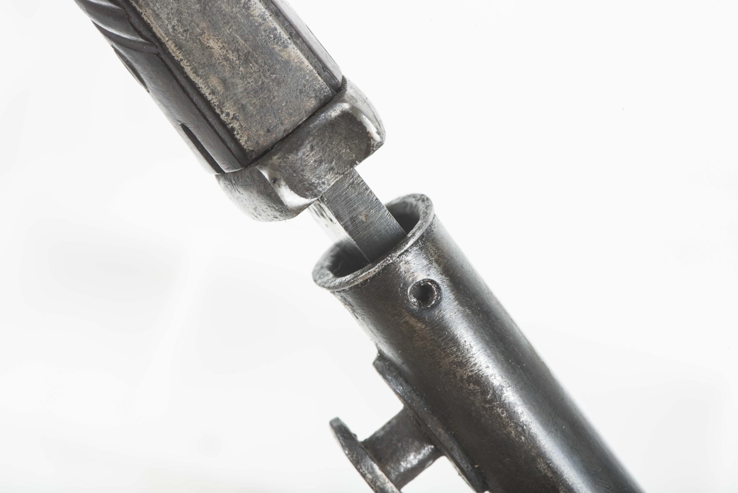 Matching K98 bayonet marked 44 fze — image 7