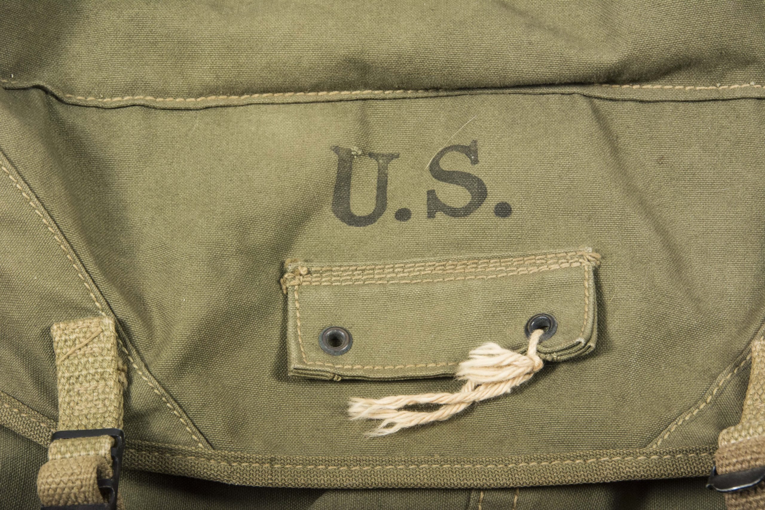 US M1942 jungle pack — image 2