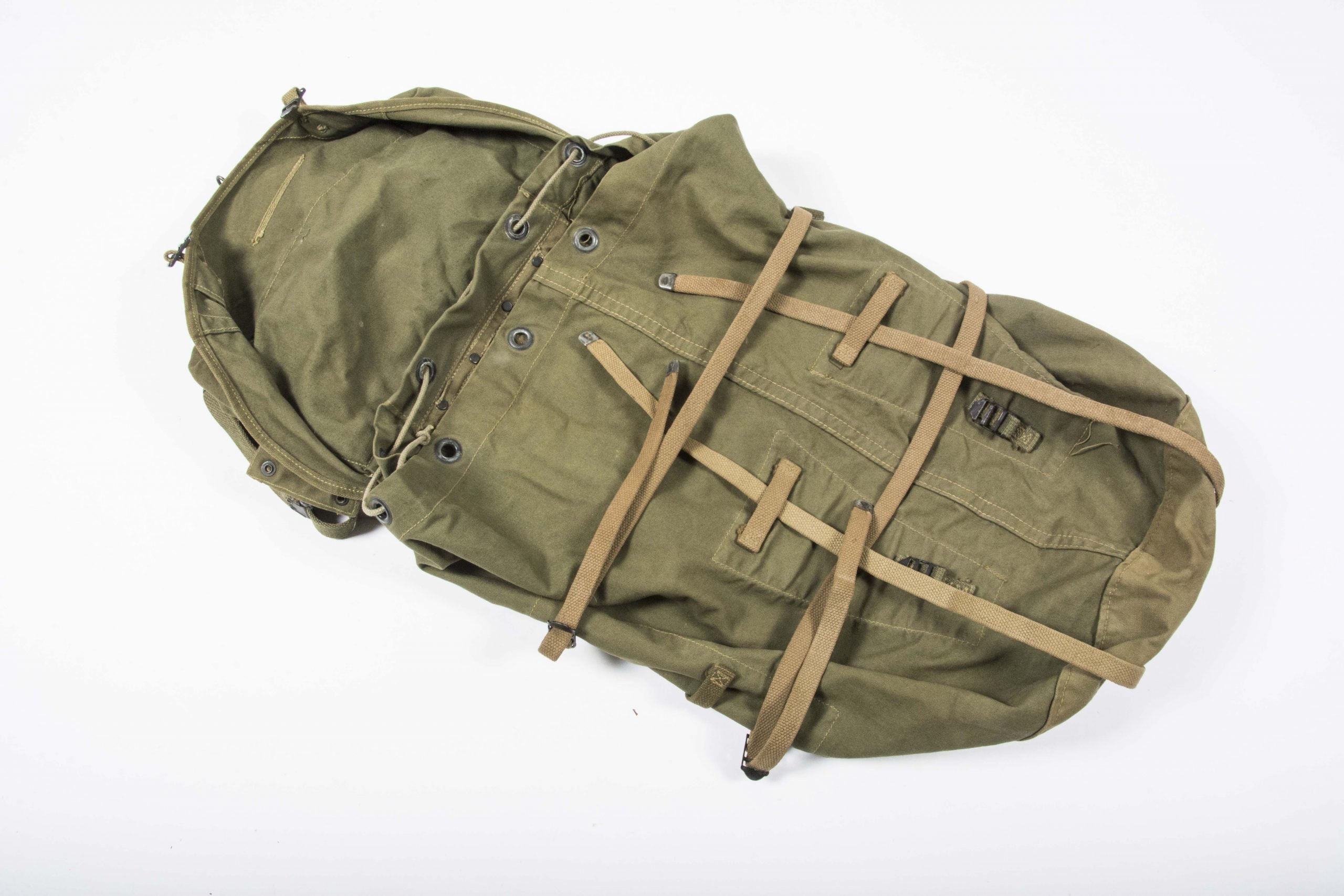 US M1942 jungle pack — image 7