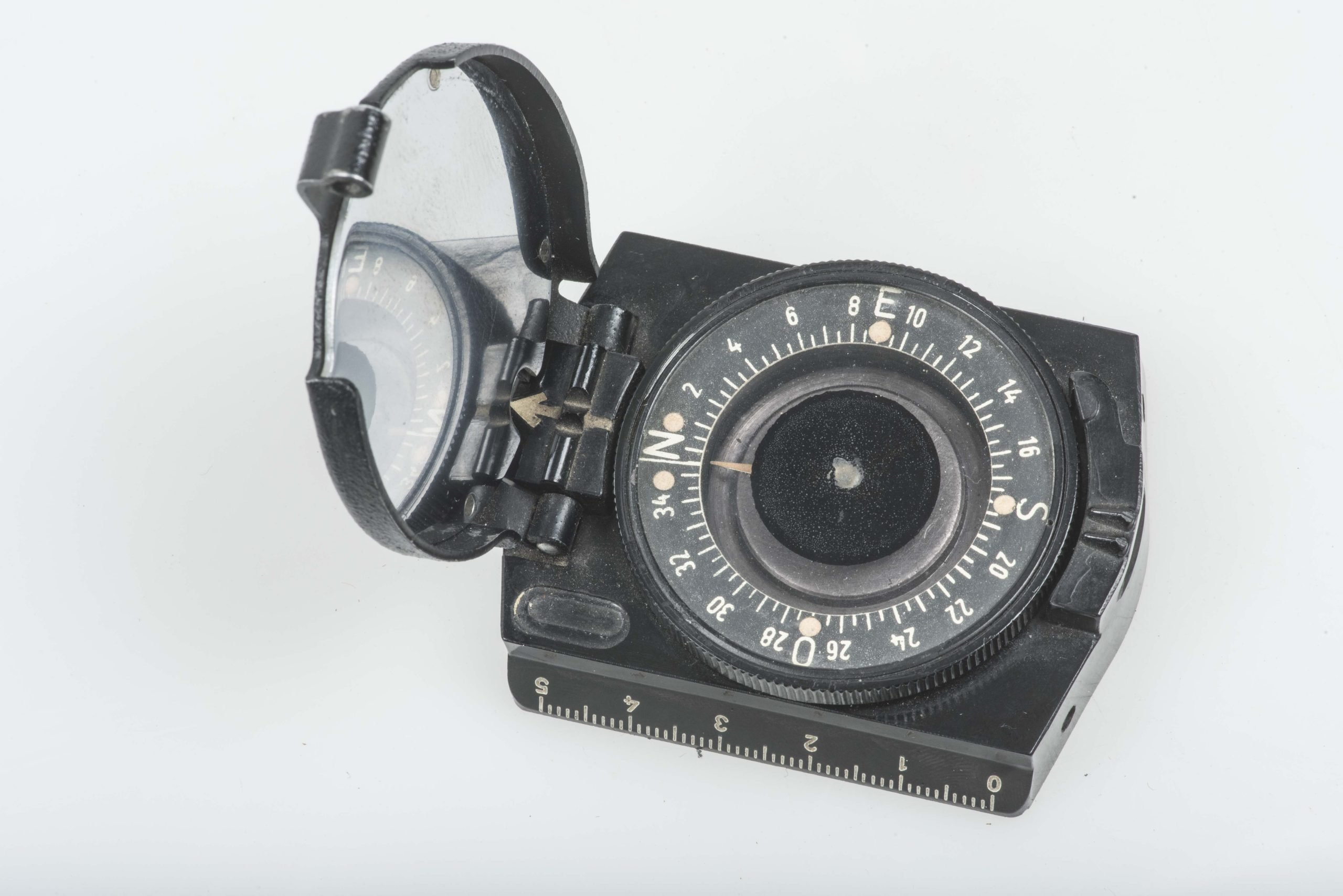 Second pattern marching compass by Emil Busch AG, Rathenow — image 4