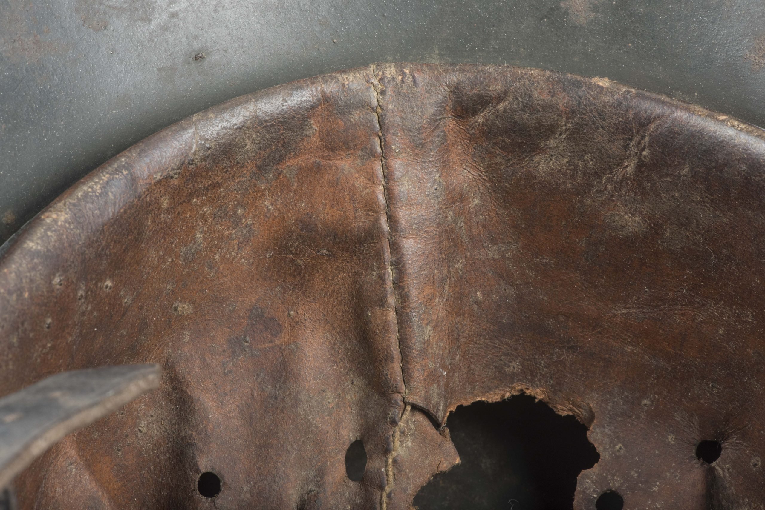 ET66 M40 single decal Heer helmet — image 12