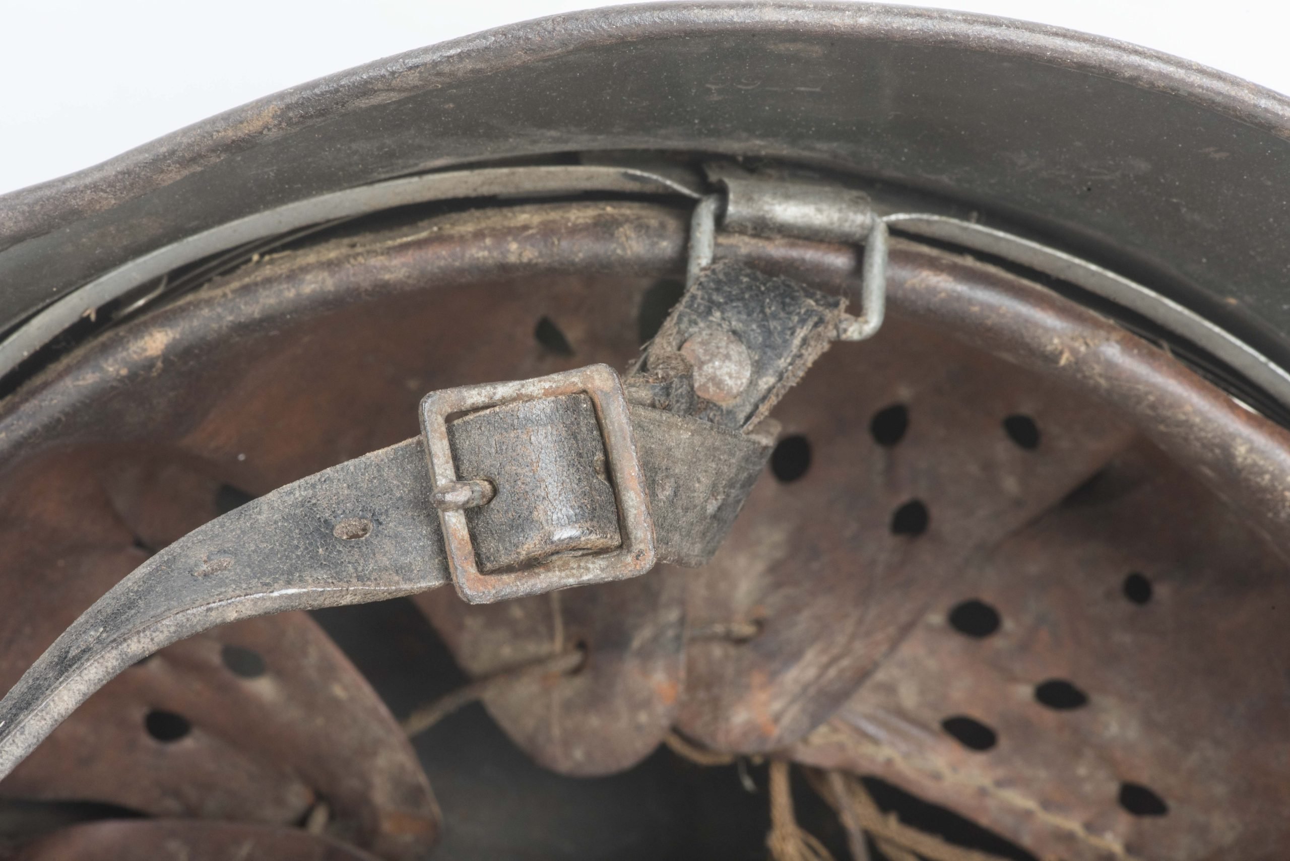 ET66 M40 single decal Heer helmet — image 8