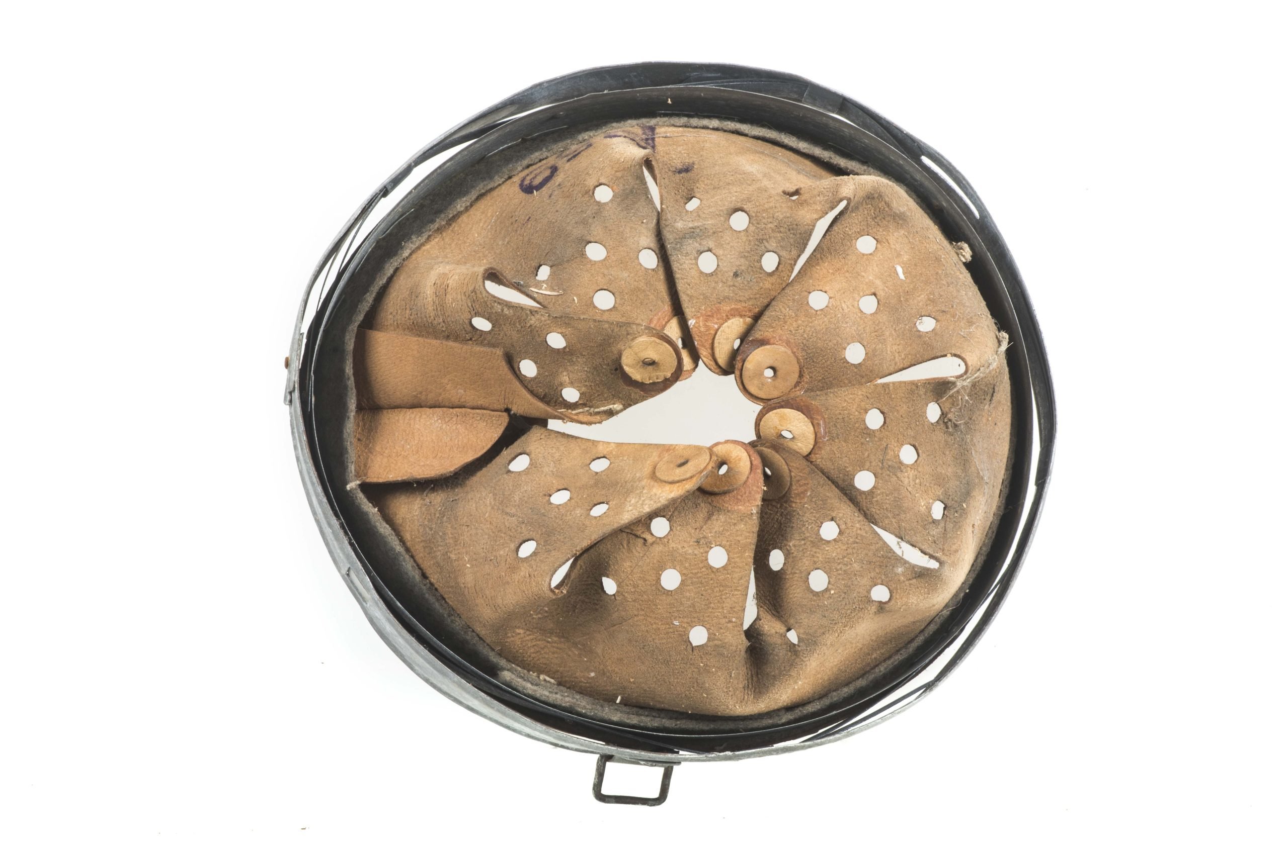 German helmet liner marked RBNr. 0/0251/0111 1944 size 64/56 — image 3