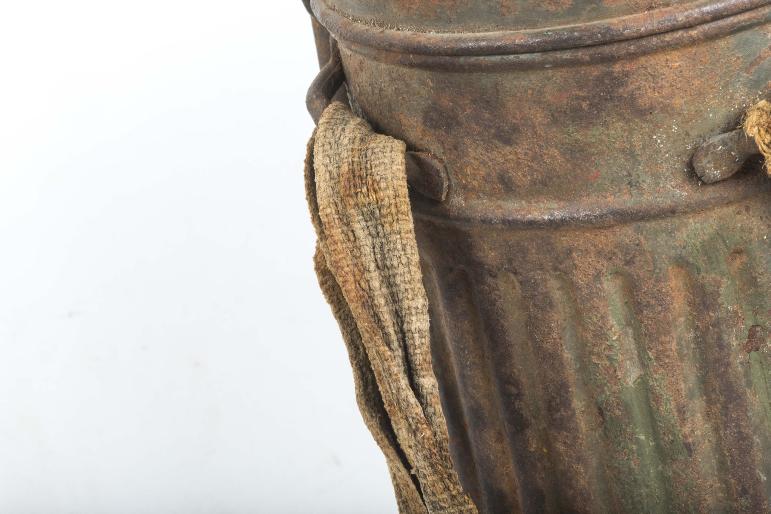 Short M38 gasmask canister in brush painted three-tone camouflage paint — image 17