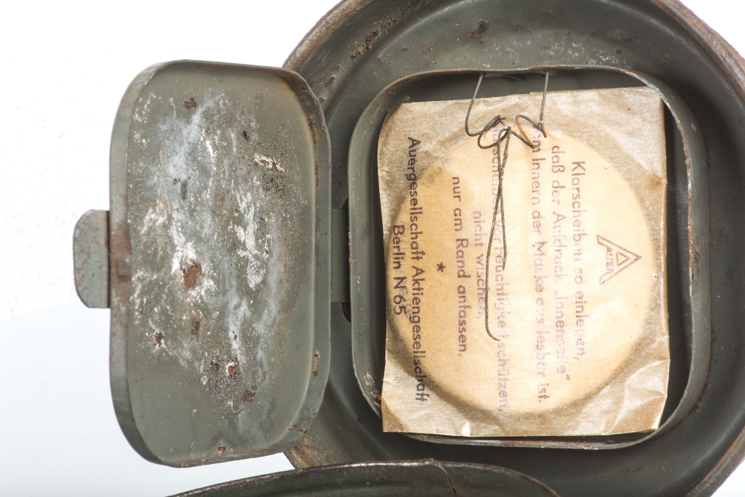 Short M38 gasmask canister in brush painted three-tone camouflage paint — image 20