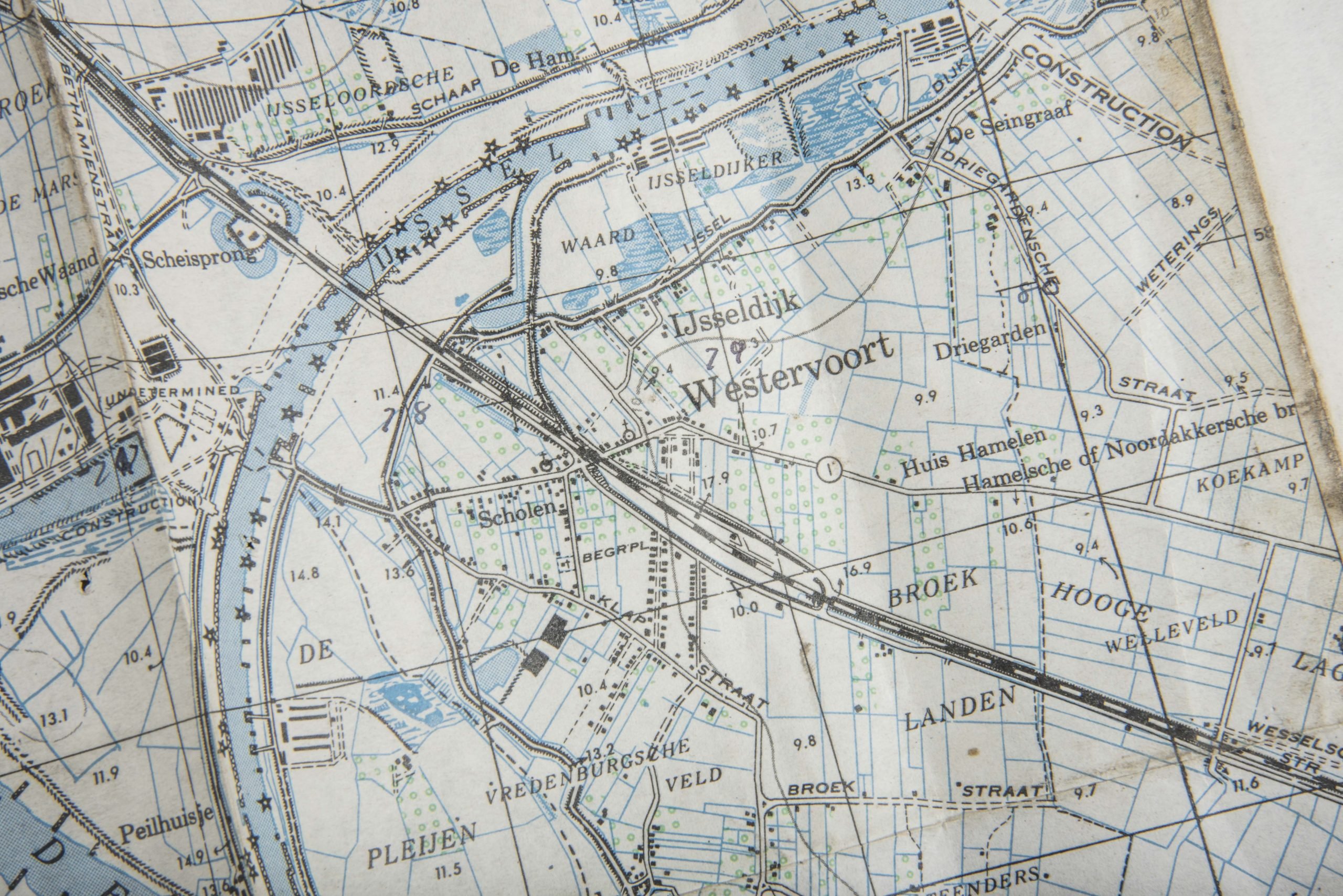 British 1:25 000 map Arnhem East, Emergency Print — image 4