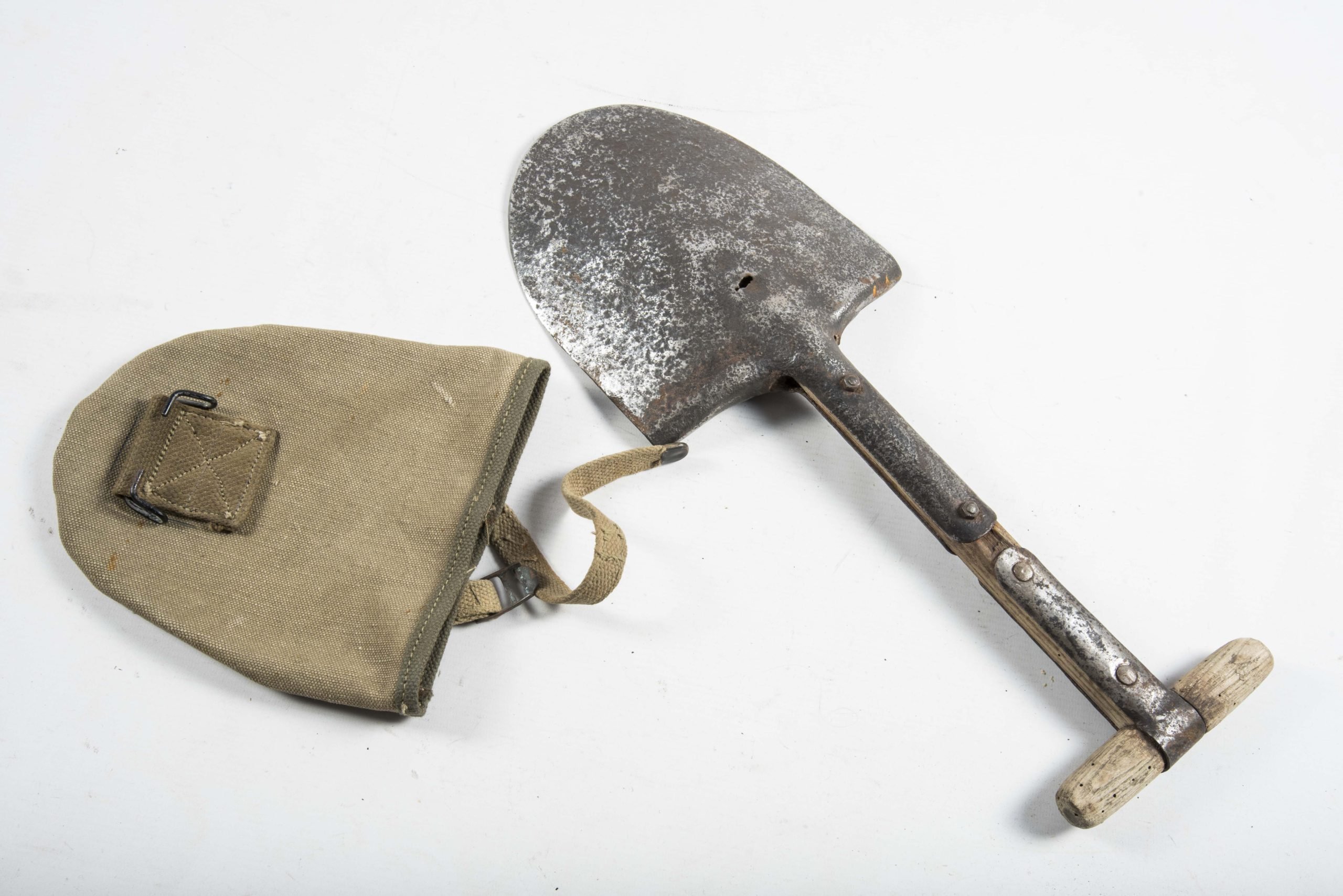 Cutdown US T-handle shovel — image 11