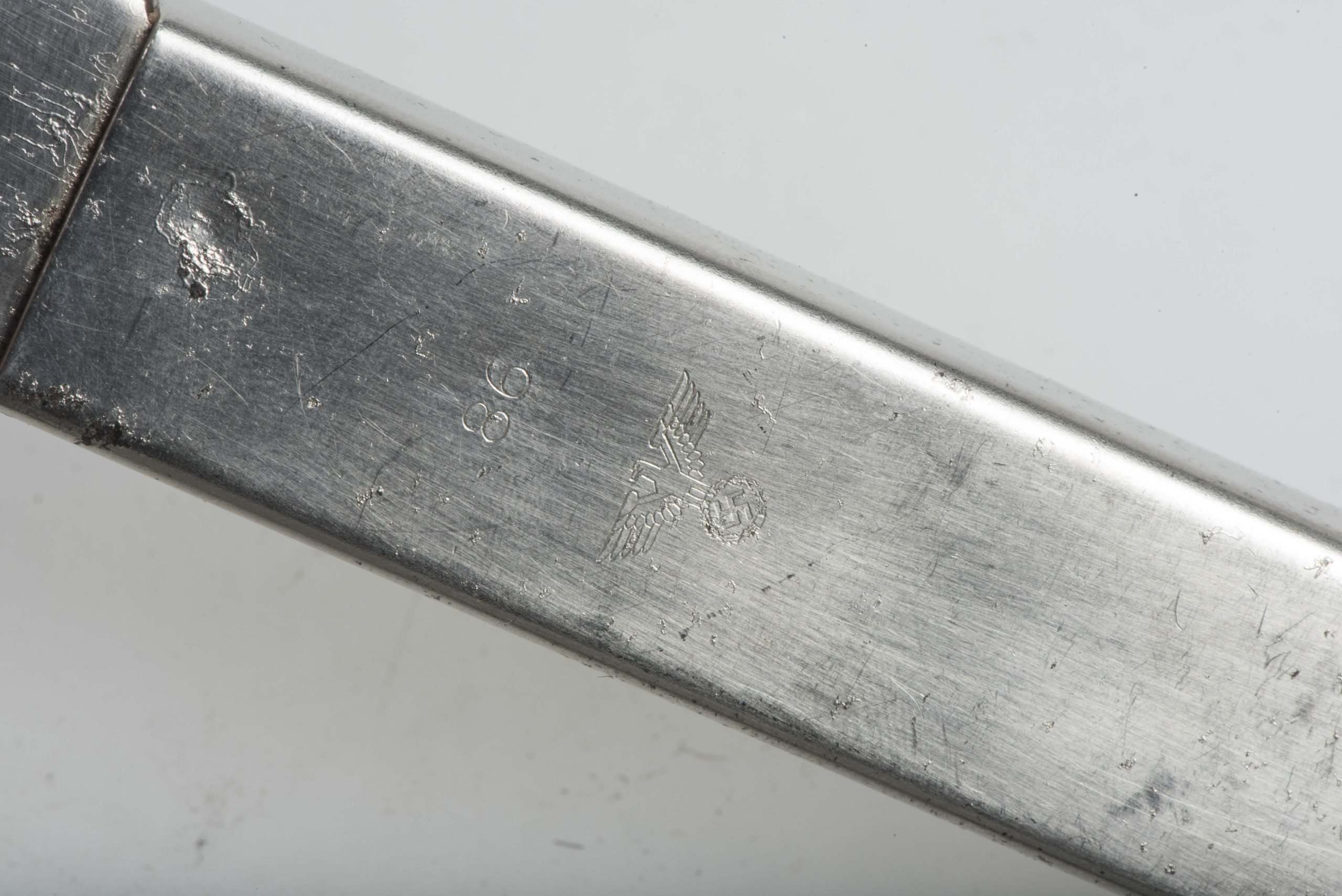 Four piece cutlery set marked 86 — image 4