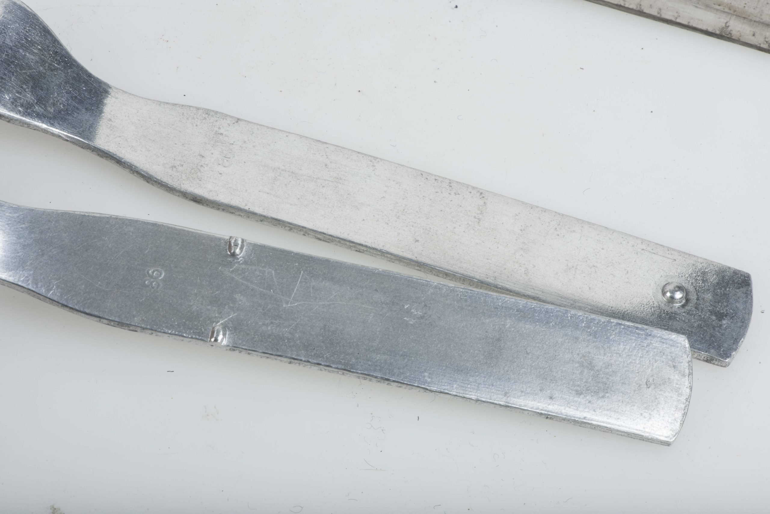 Four piece cutlery set marked 86 — image 6