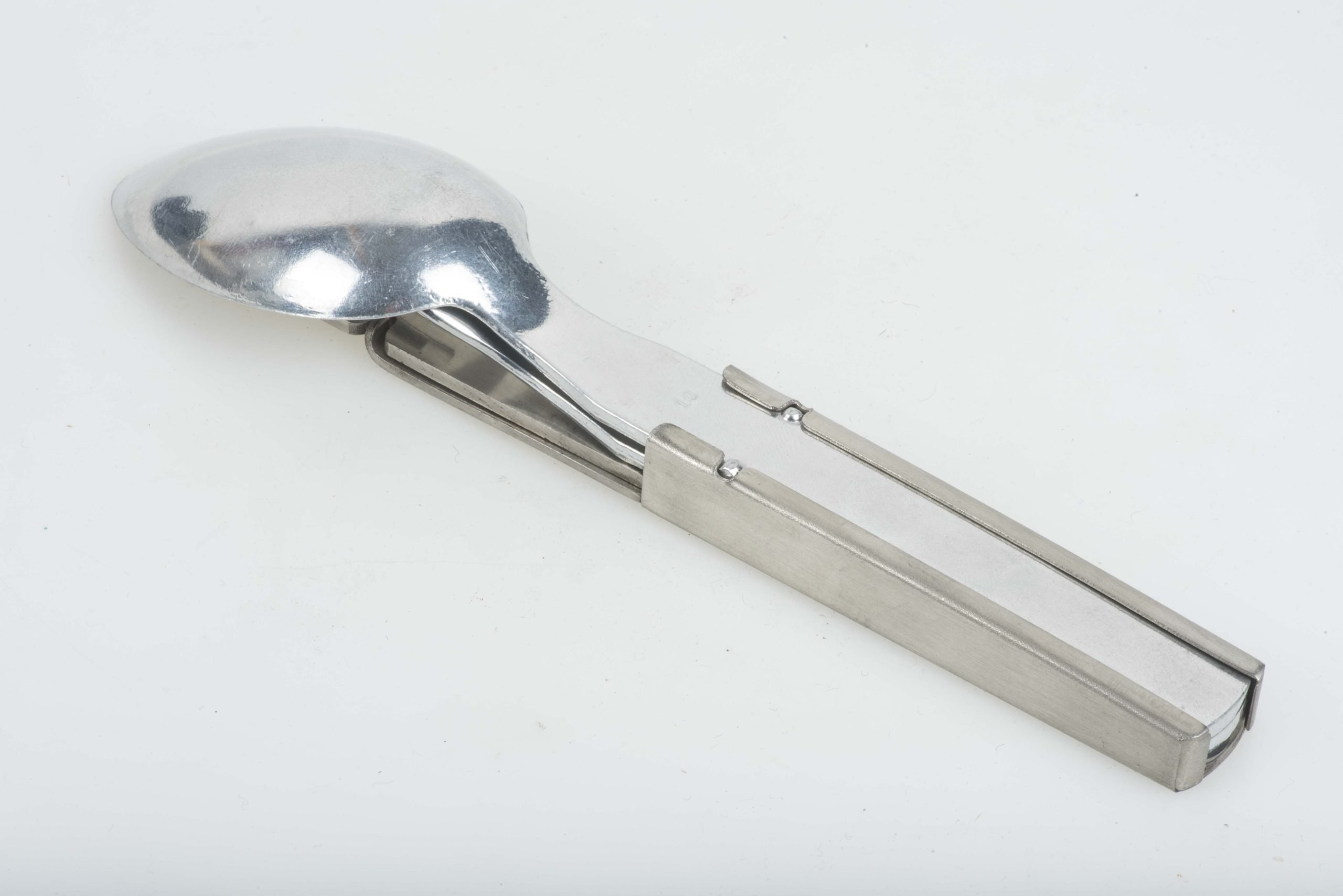 Four piece cutlery set marked 5266 — image 2