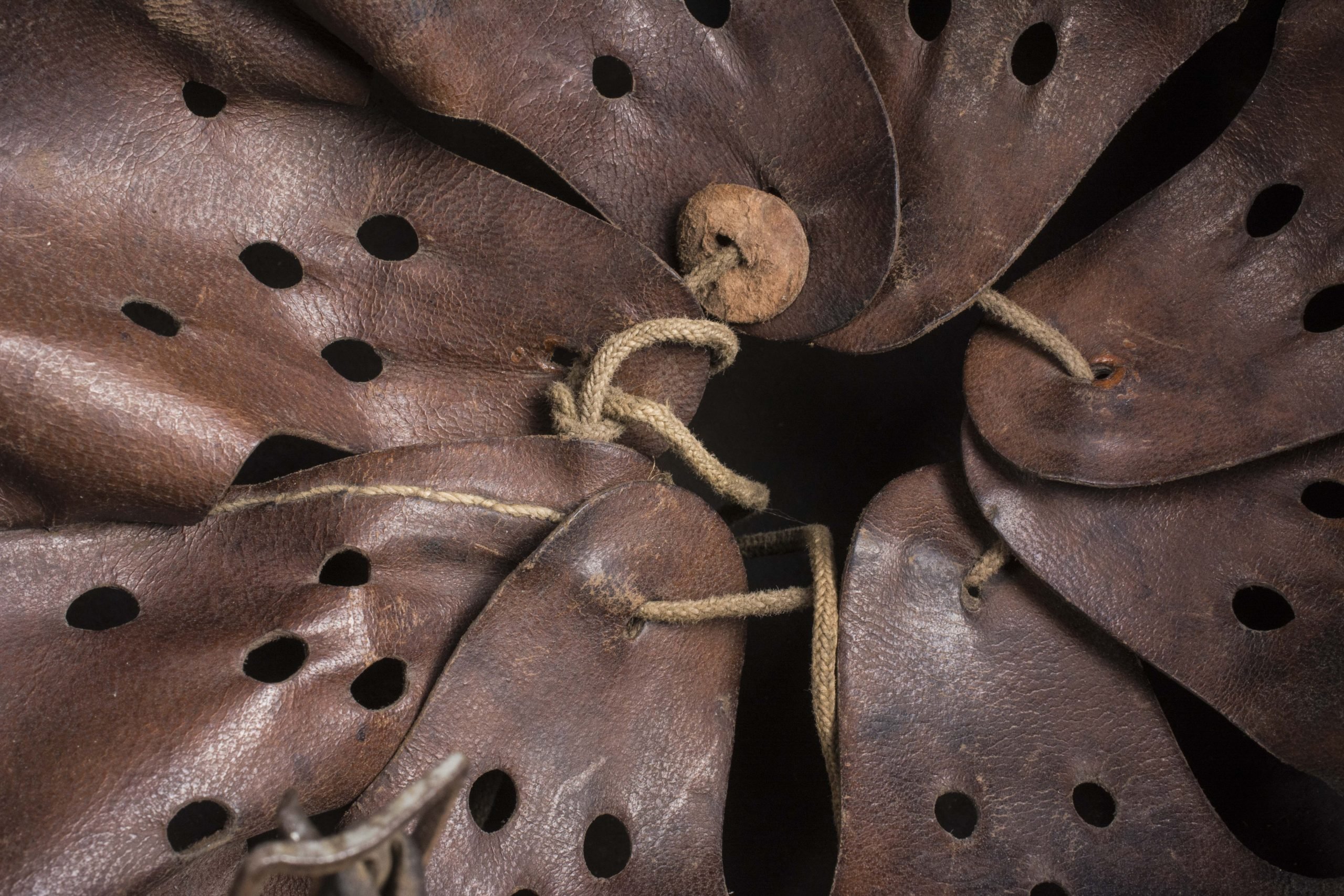 EF64 M42 Waffen-SS single decal helmet — image 14