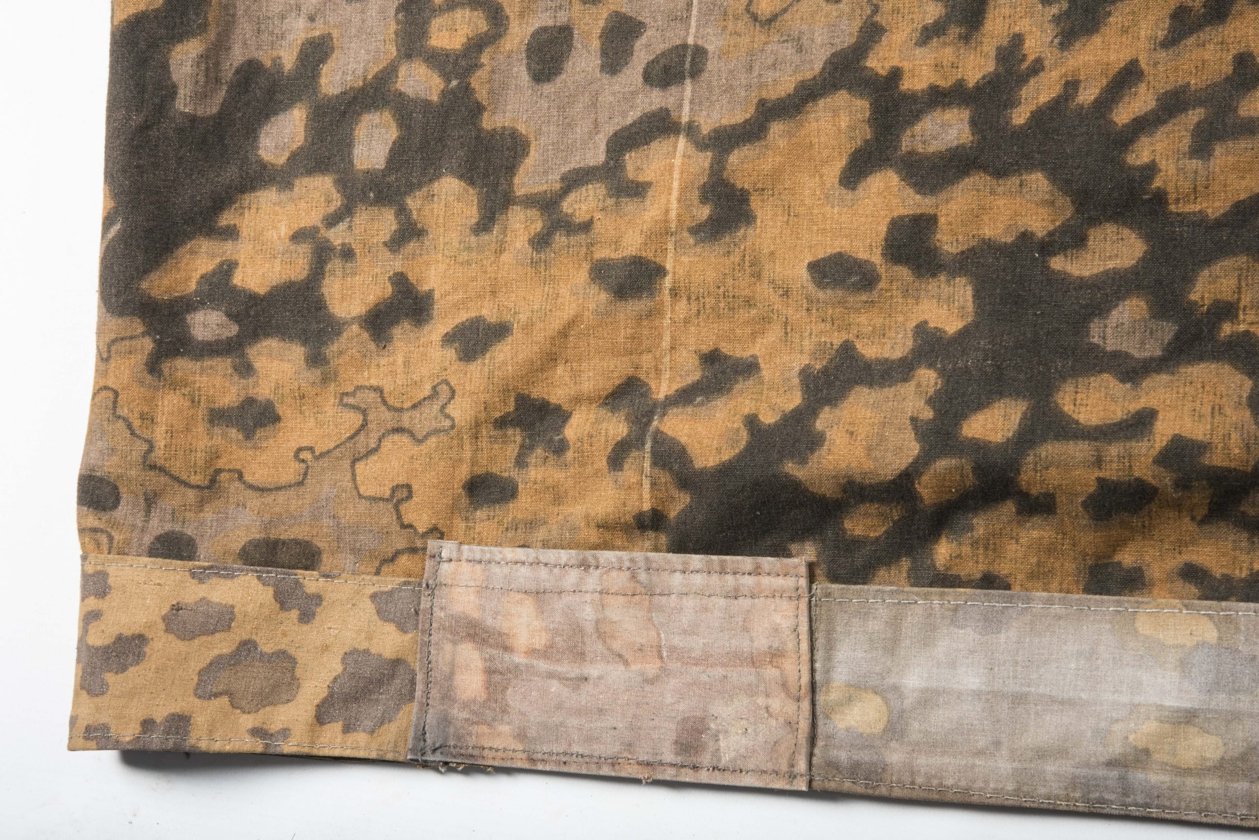 Unfinished Waffen-SS M31 Zeltbahn in Oak camouflage — image 9