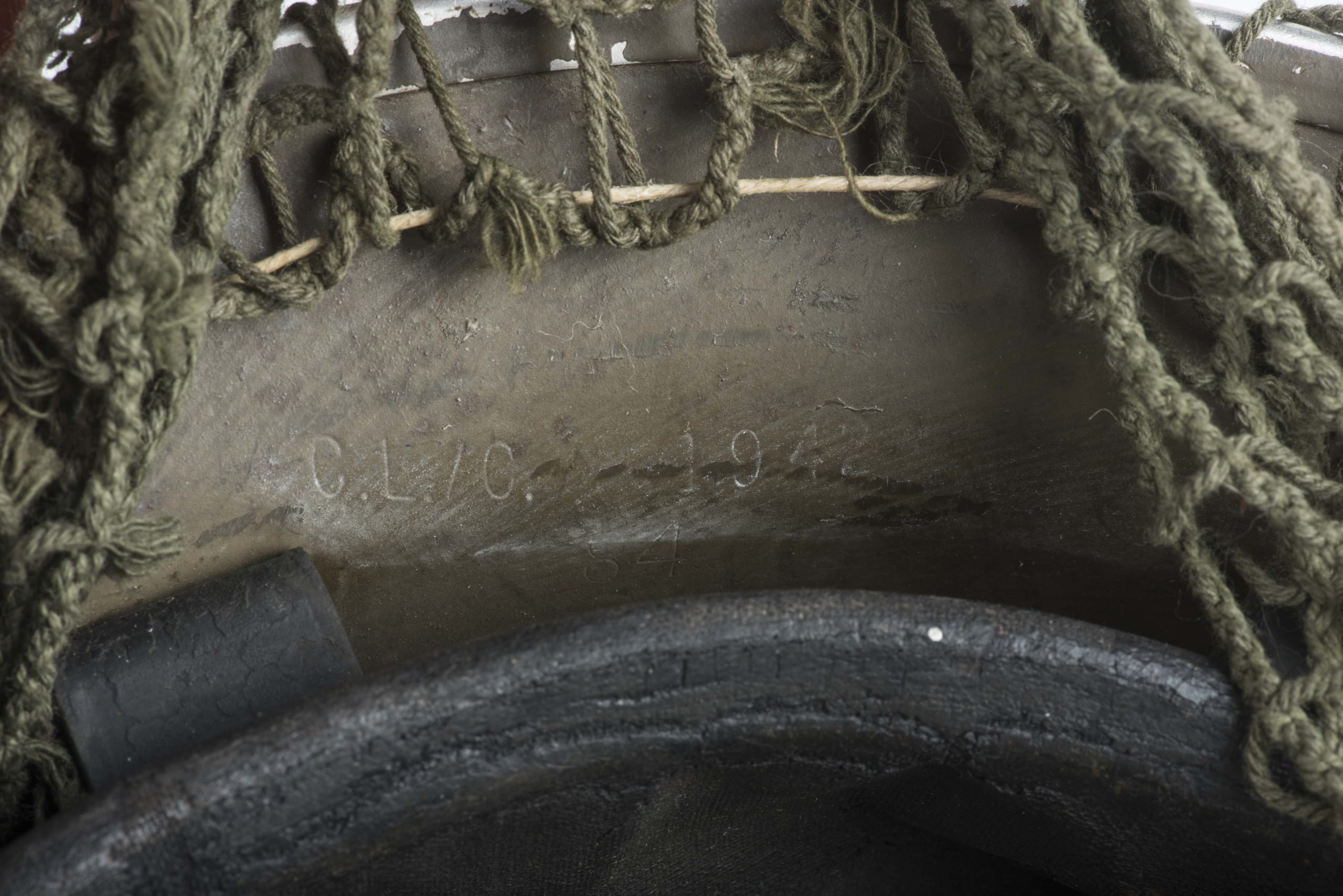 Netted Canadian MKII helmet marked CL/C 1942 — image 10