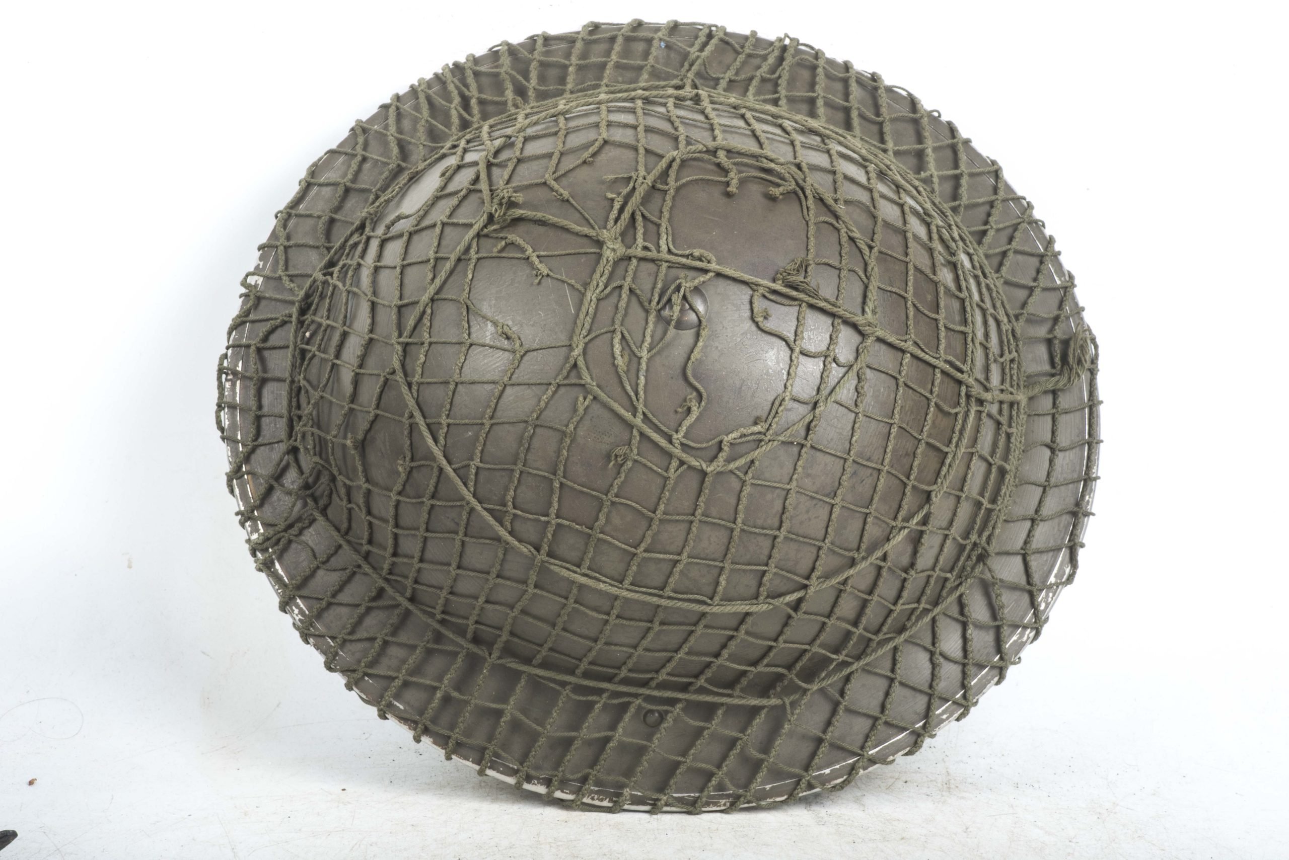 Netted Canadian MKII helmet marked CL/C 1942 — image 5