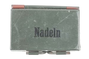 Sanitäter Nadeln