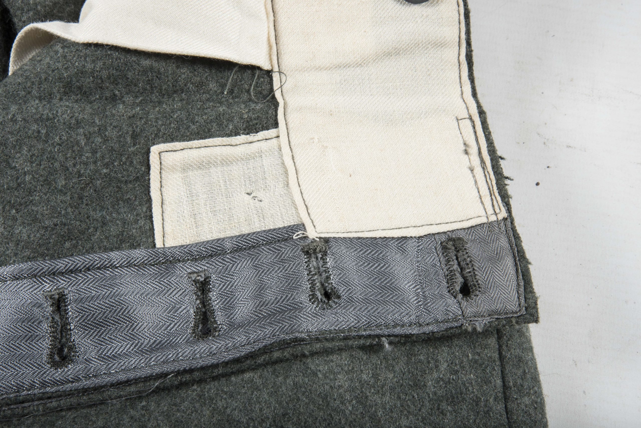 Unissued Waffen-SS M43 Keilhosen marked 117 — image 13