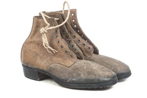 Unissued late war M37 lowboots marked 0/0612/0014