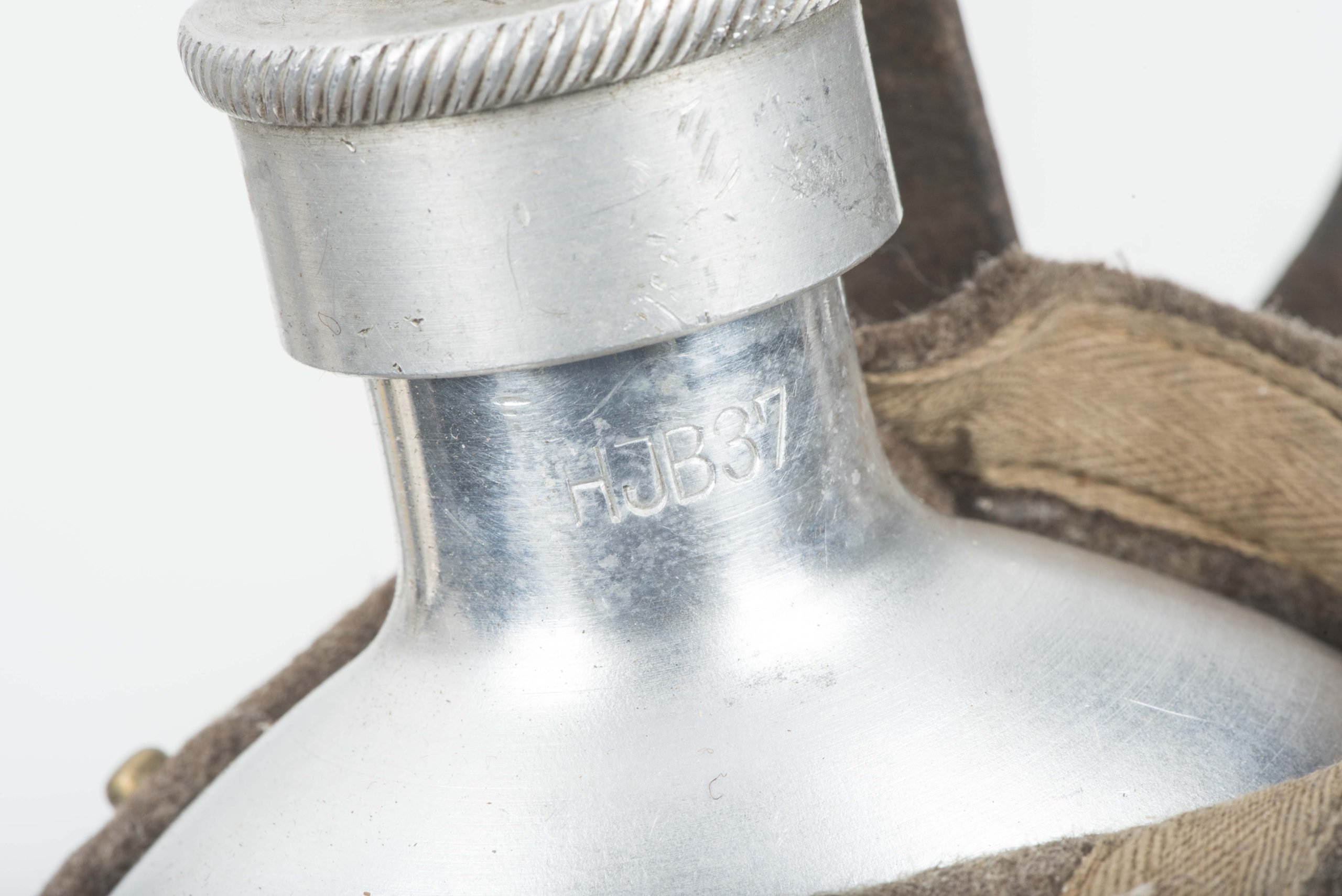 M31 canteen marked HJB 37 — image 6