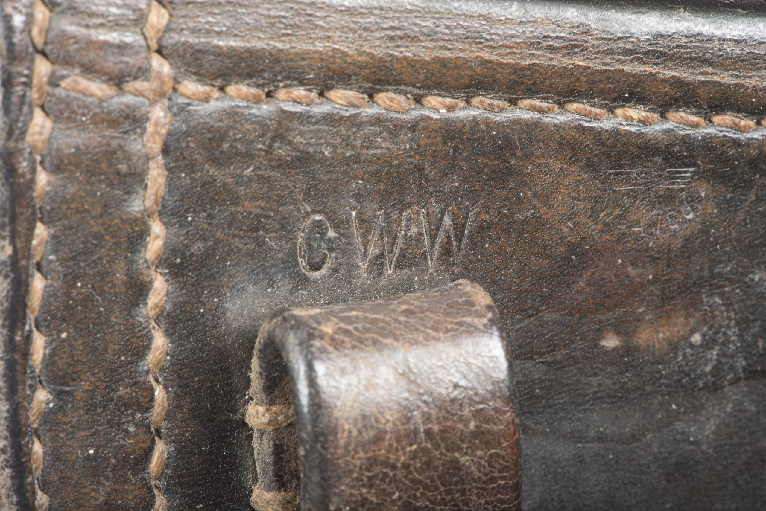 Battledamaged P38 holster marked CWW 1941 — image 3
