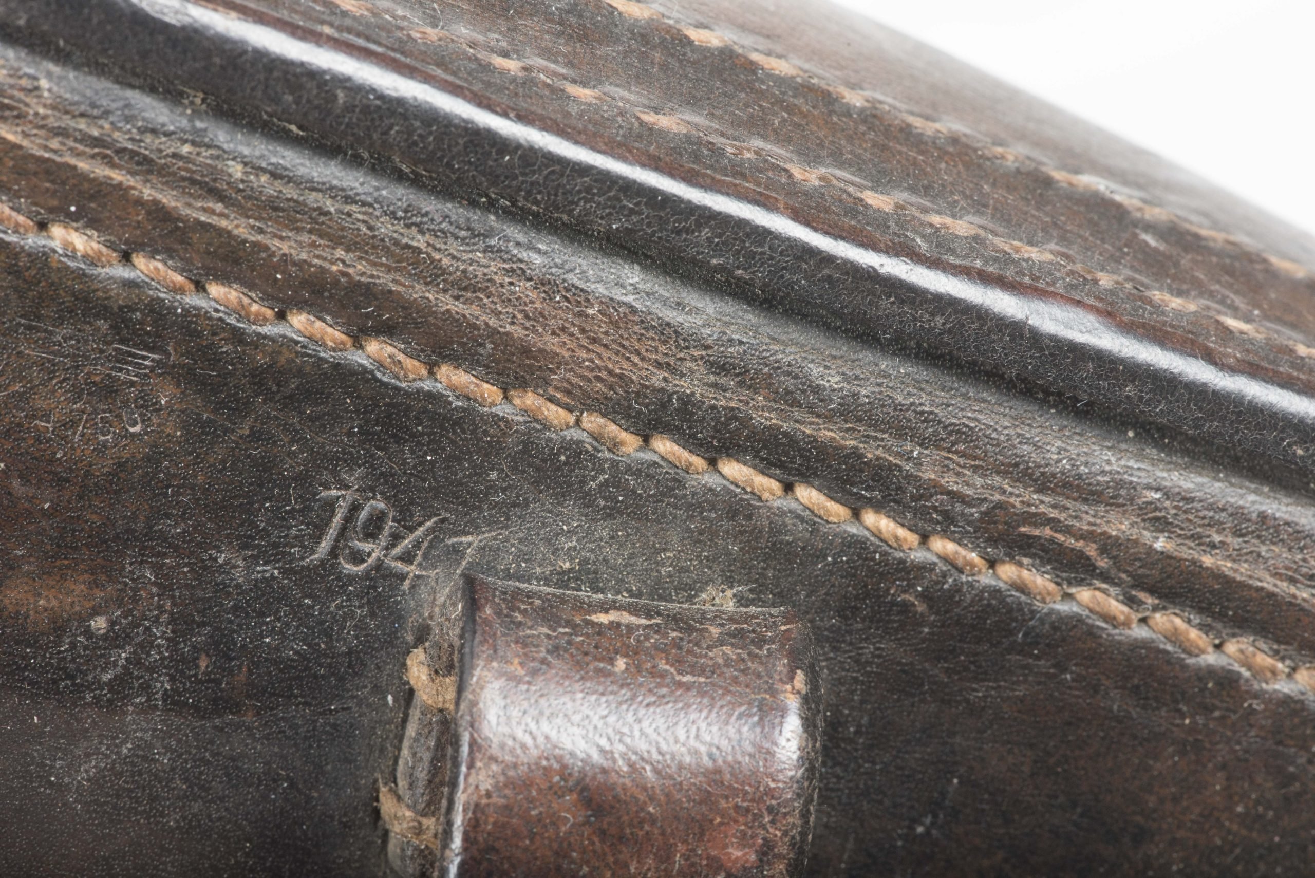 Battledamaged P38 holster marked CWW 1941 — image 4