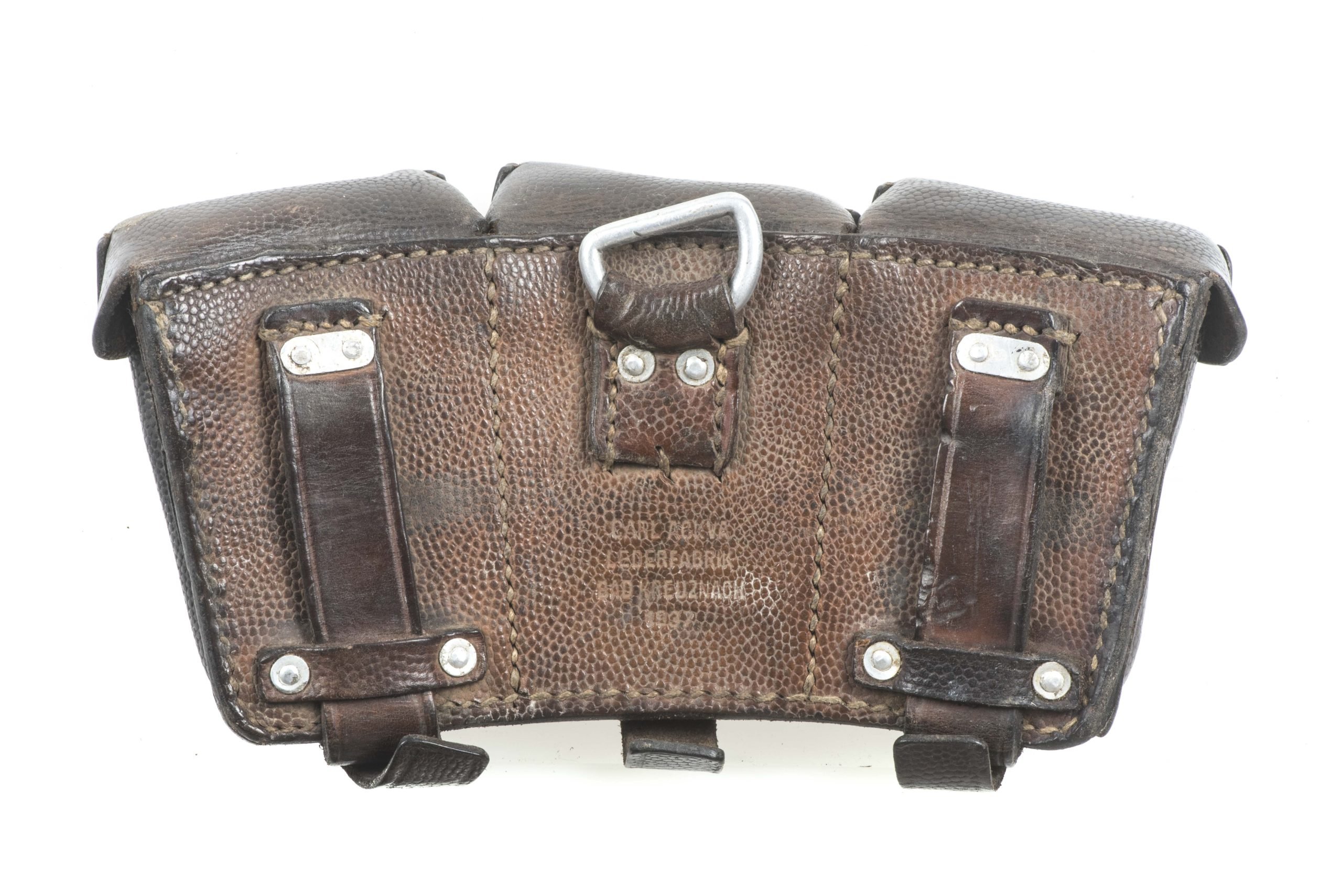 K98 ammunition pouch marked Carl Ackva Lederfabrik, Bad Kreuznach 1937 — image 3