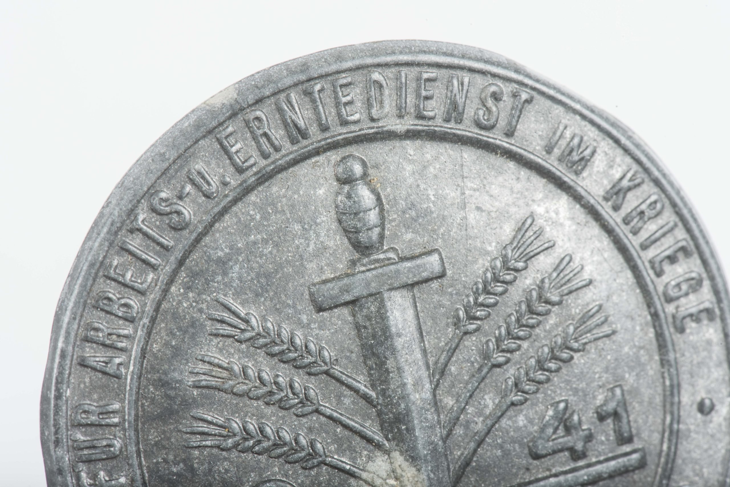 Rare Hitlerjugend badge Fur Arbeits u. Erntedienst im Kriege Steirische Hitler-Jugend 1941 — image 8