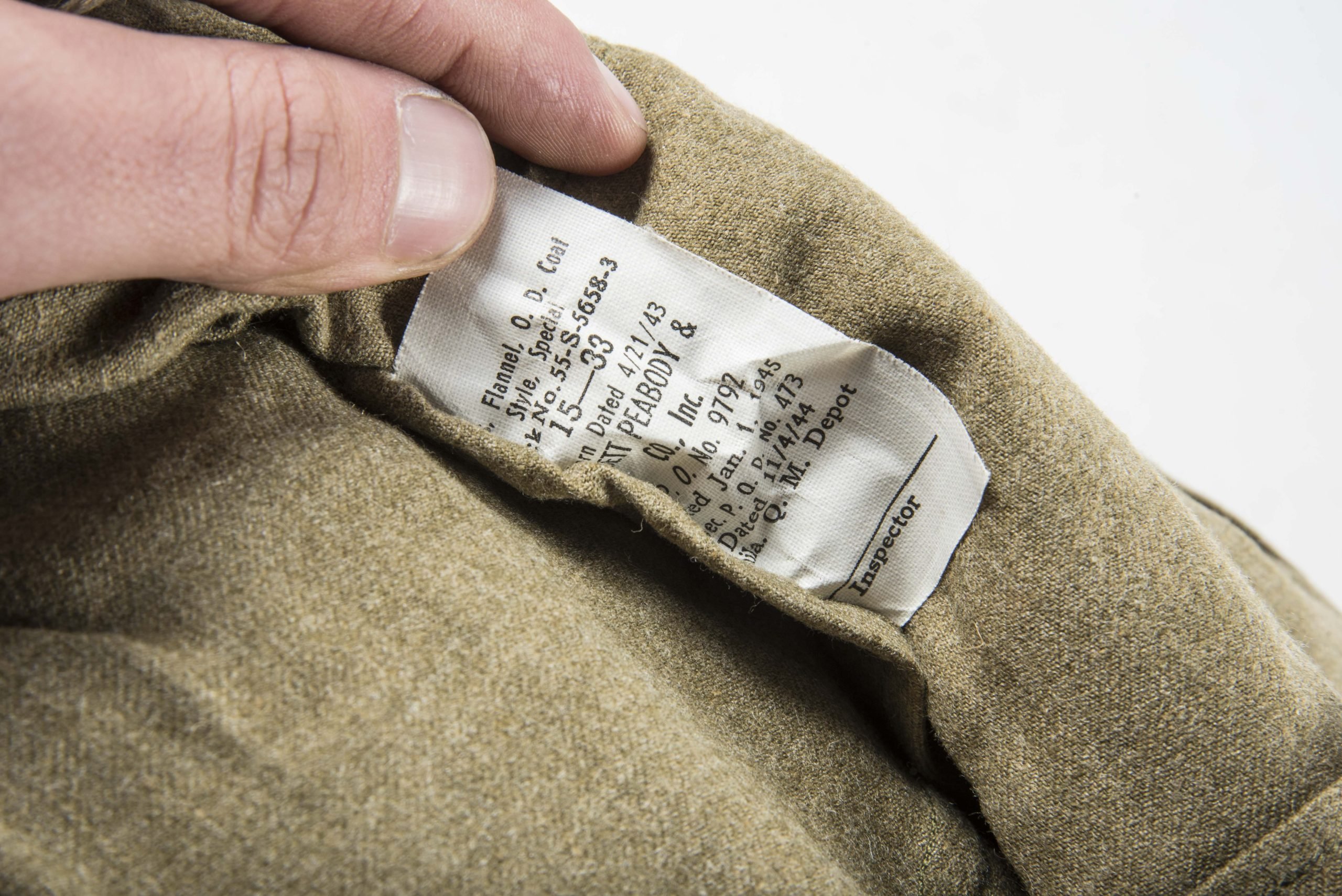 Unissued Quartermaster bundle of 10 US Wool shirts with cutter tags size 15×33 — image 8